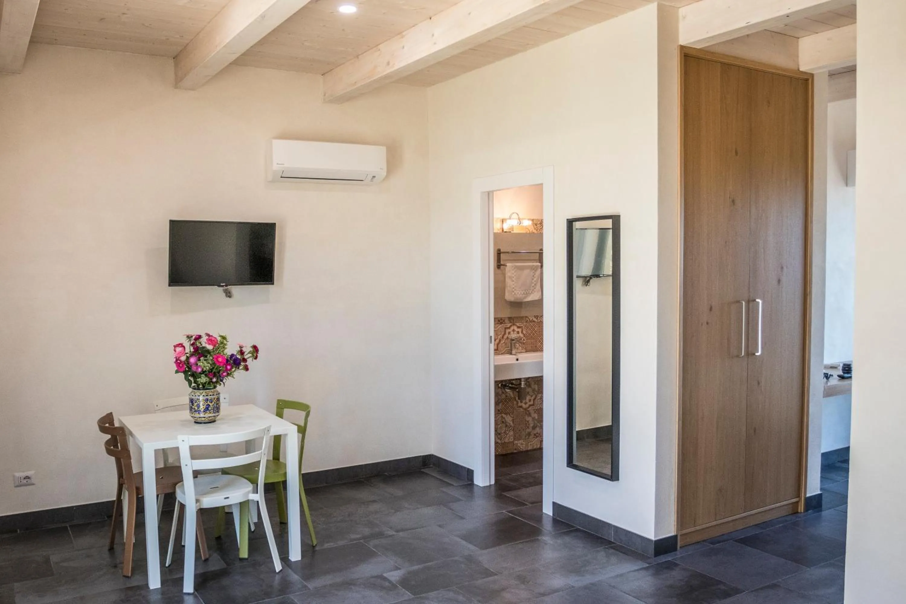 Comfort Triple Room in La Mela Di Venere