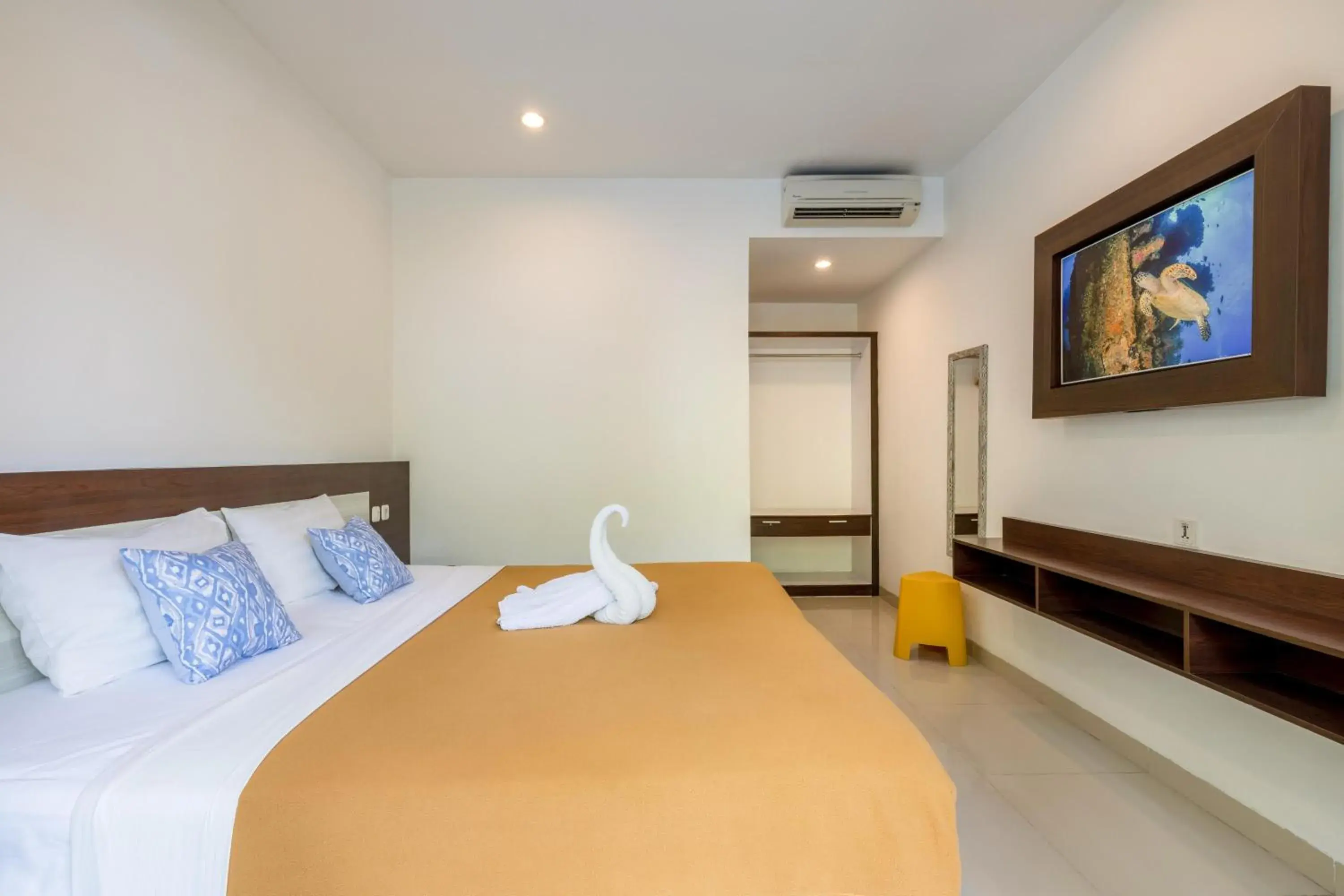 Bed in Dewi Villa Padangbai Hotel Bed in Dewi Villa Padangbai Hotel