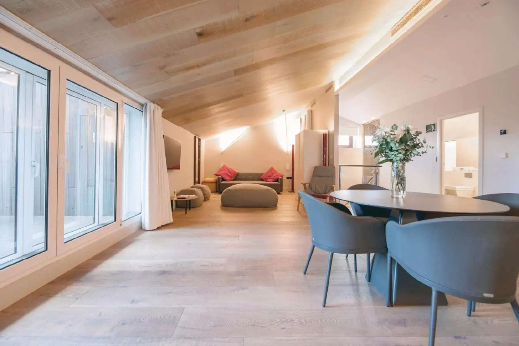 Penthouse Suite in MYR Plaza Mercado & Spa Penthouse Suite in MYR Plaza Mercado & Spa