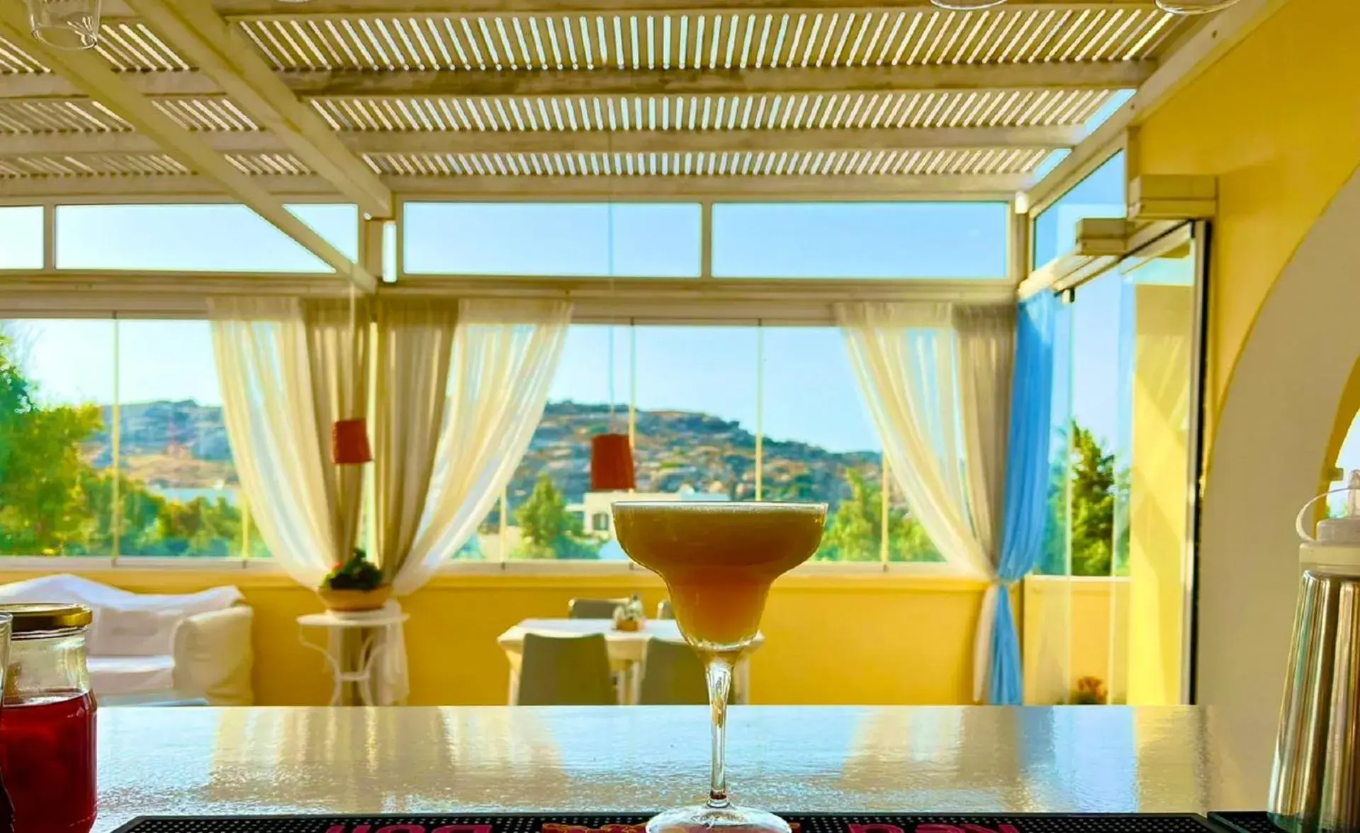 Lounge or bar in Kedros Villas Lounge or bar in Kedros Villas