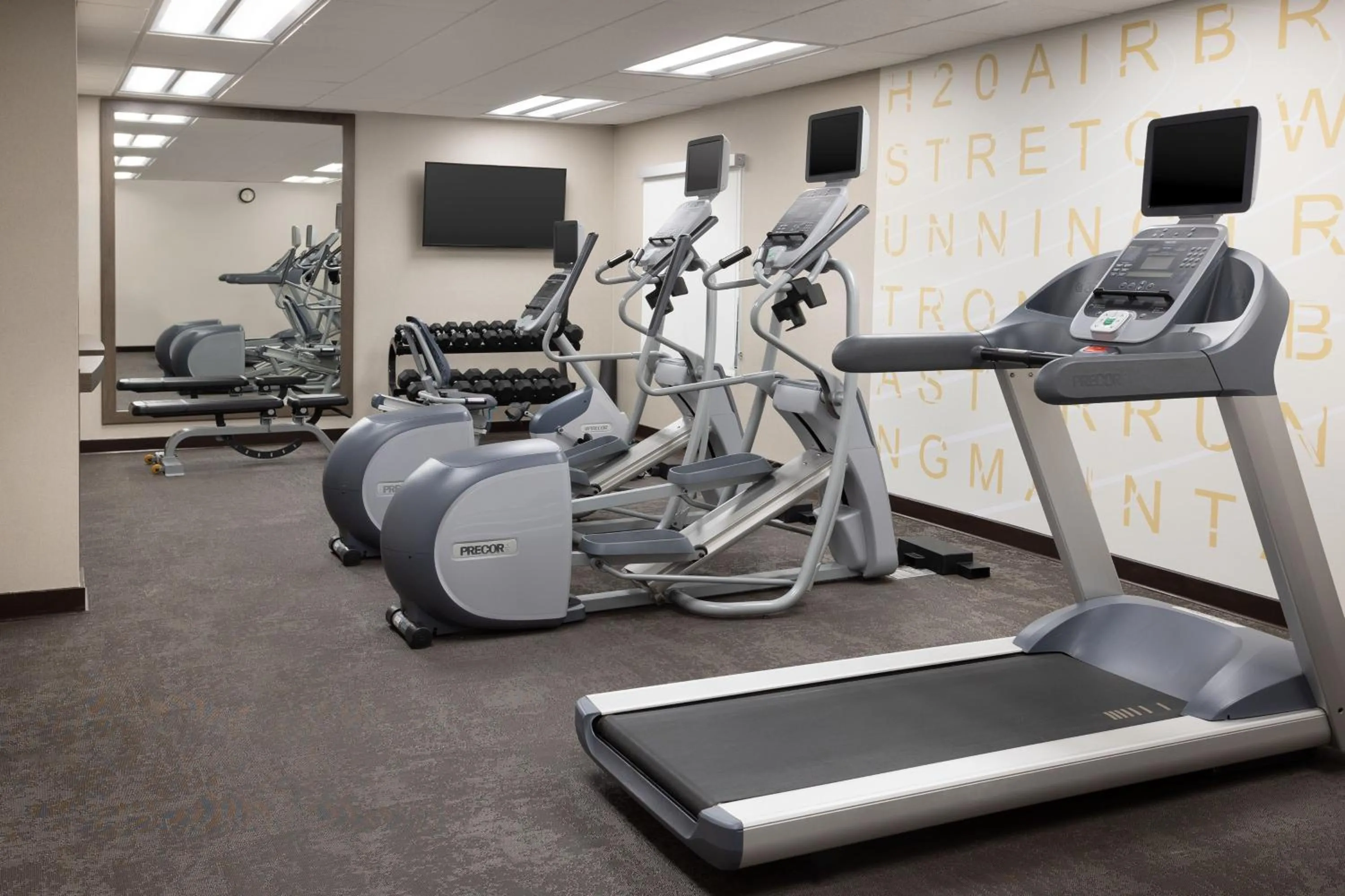 Fitness centre/facilities in Residence Inn by Marriott Kansas City at The Legends