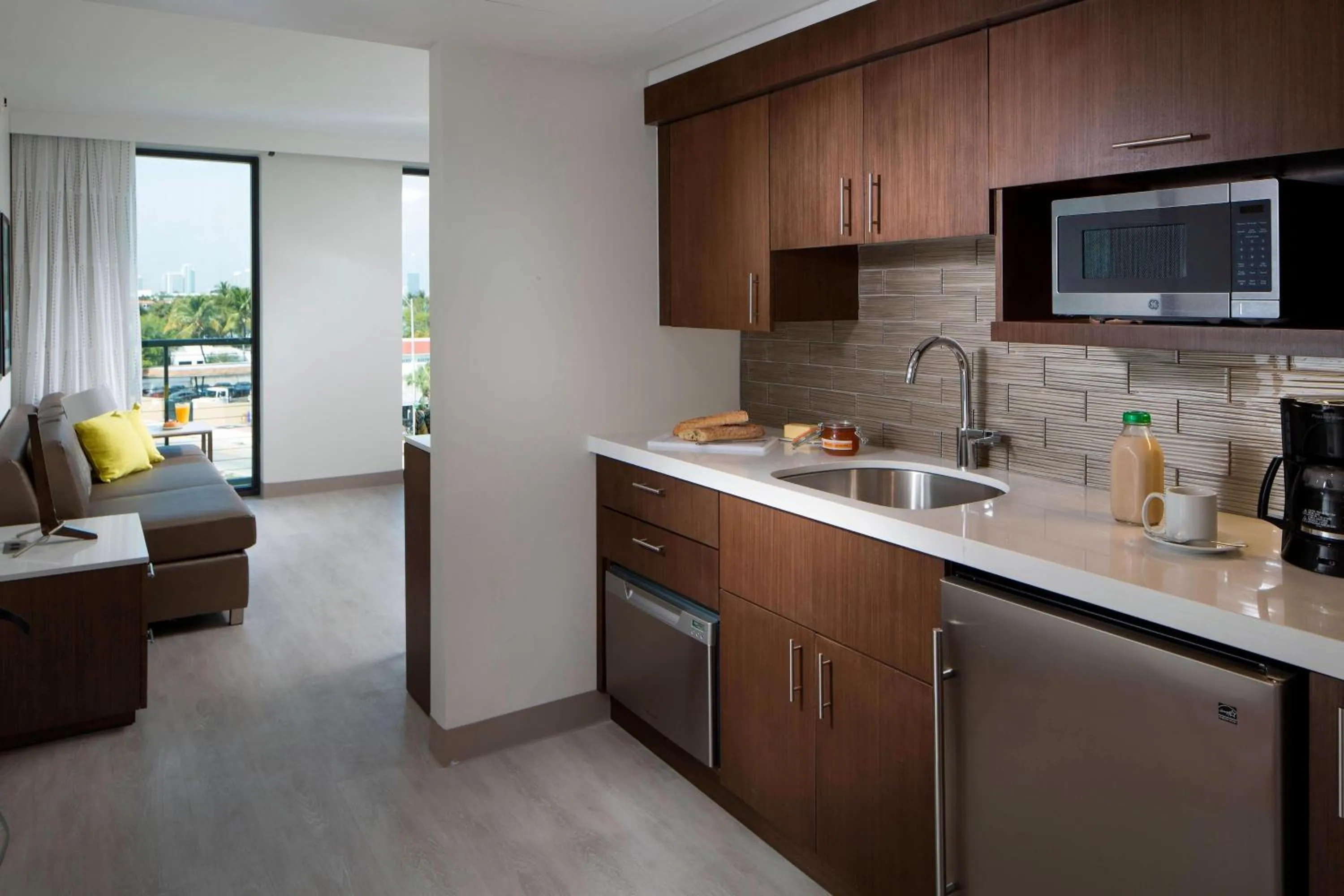 Kitchen or kitchenette in Residence Inn by Marriott Miami Beach South Beach