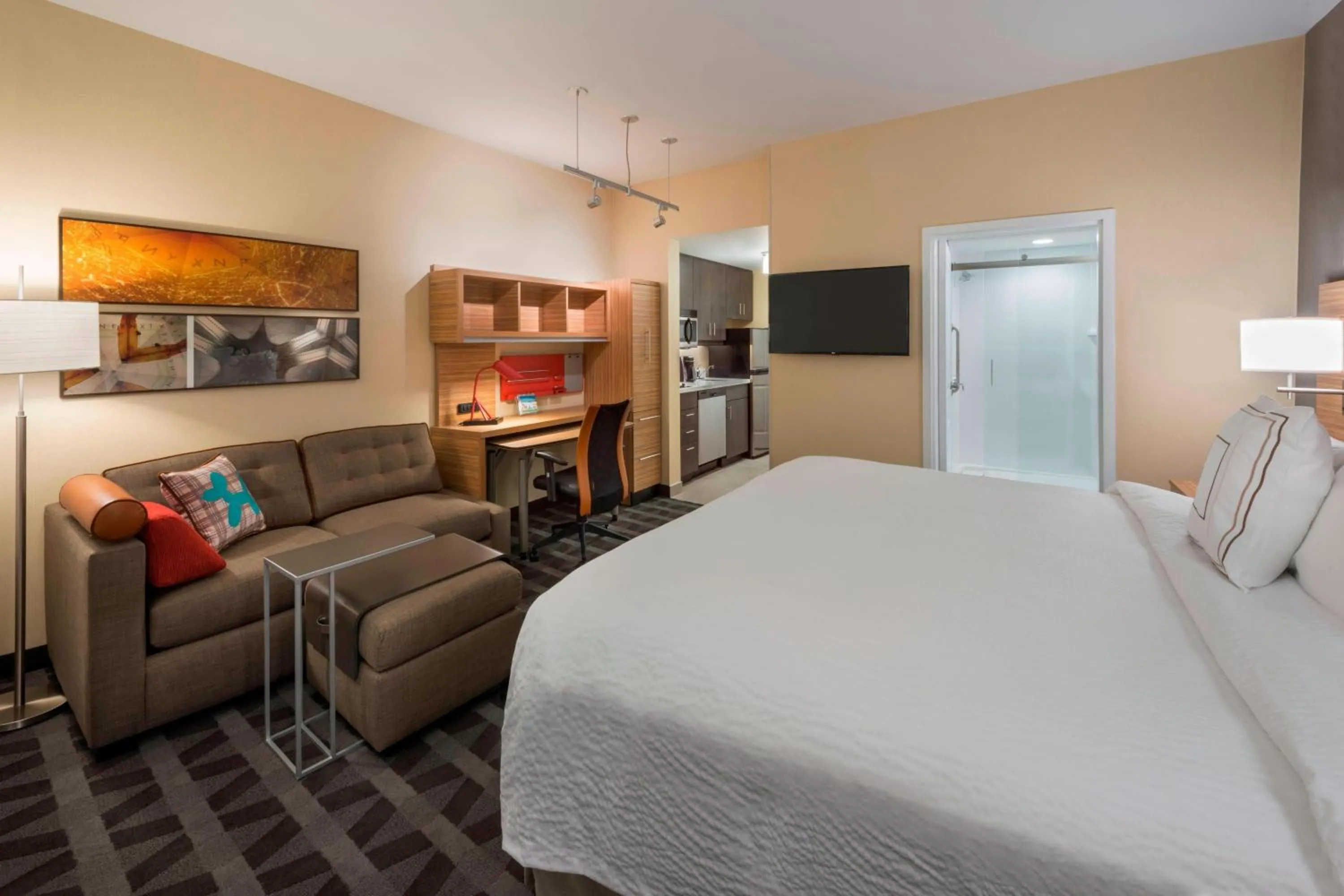 Photo of the whole room, Bed in TownePlace Suites by Marriott Ottawa Kanata