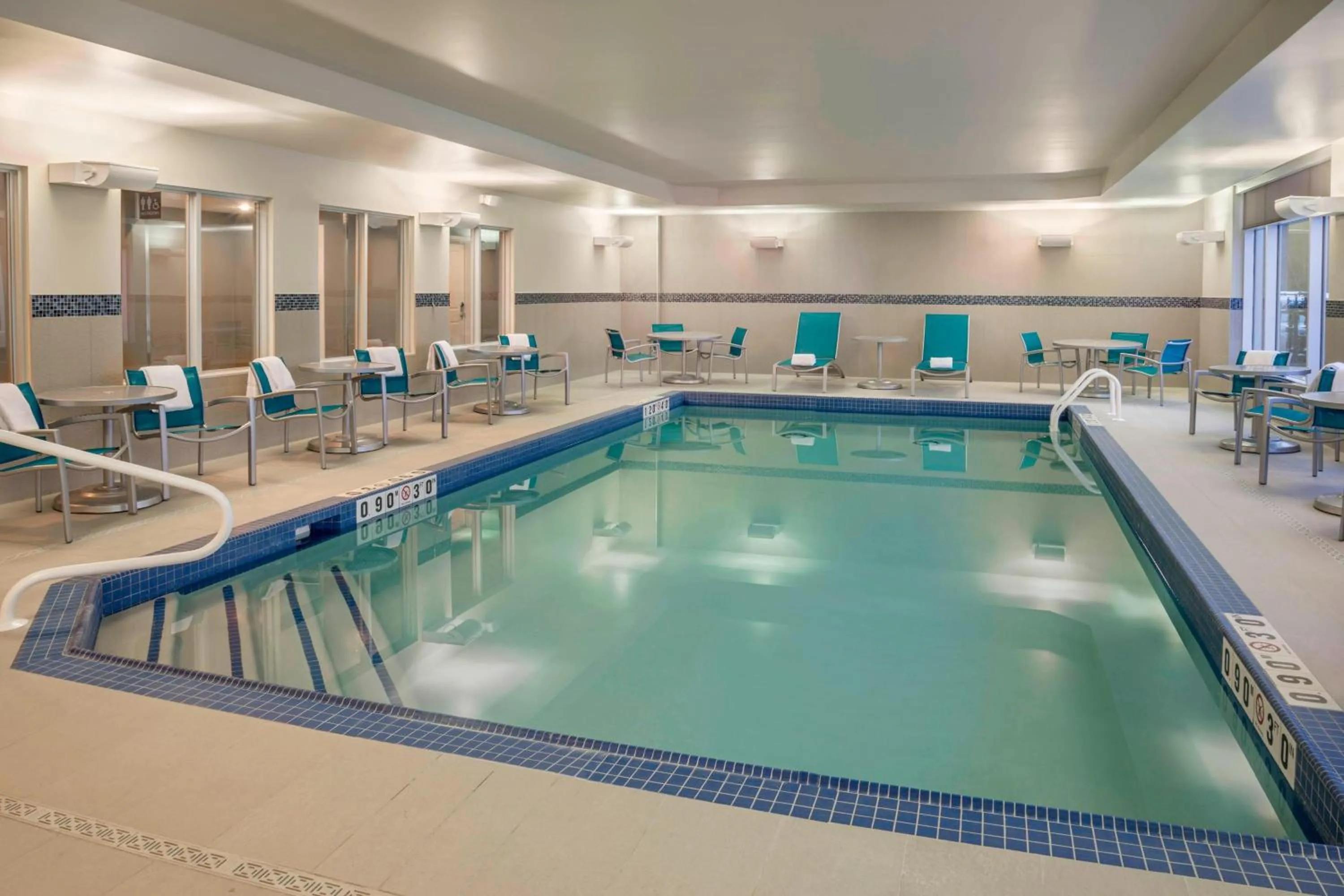 Swimming pool in TownePlace Suites by Marriott Ottawa Kanata
