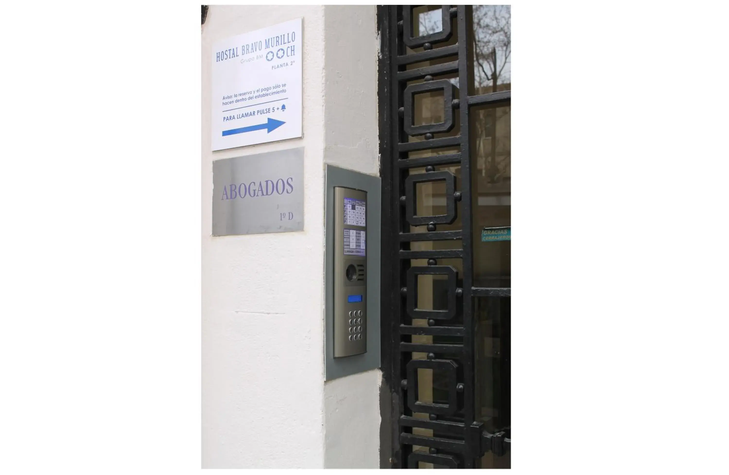 Facade/entrance in Hostal Abitum Madrid Facade/entrance in Hostal Abitum Madrid