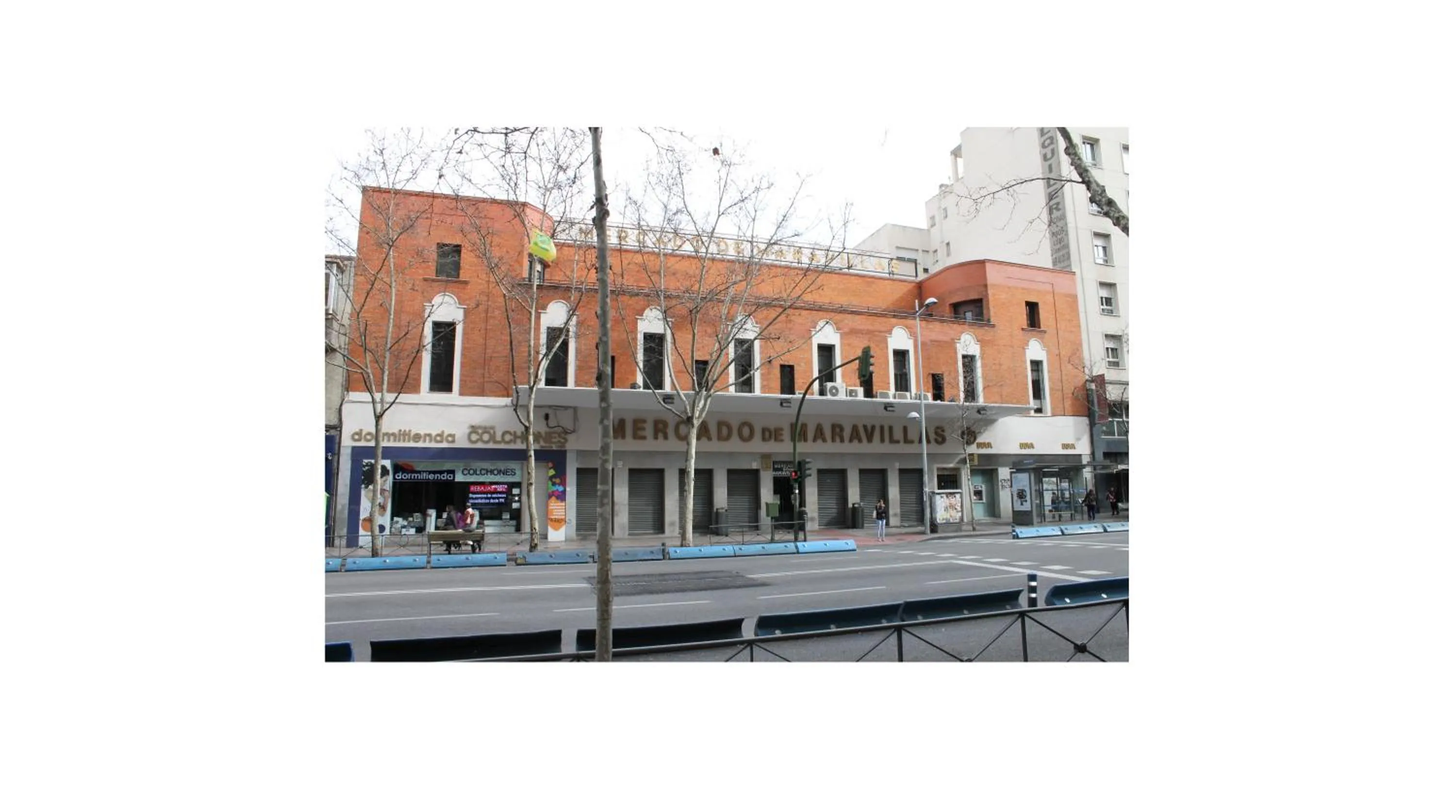 Property building in Hostal Abitum Madrid