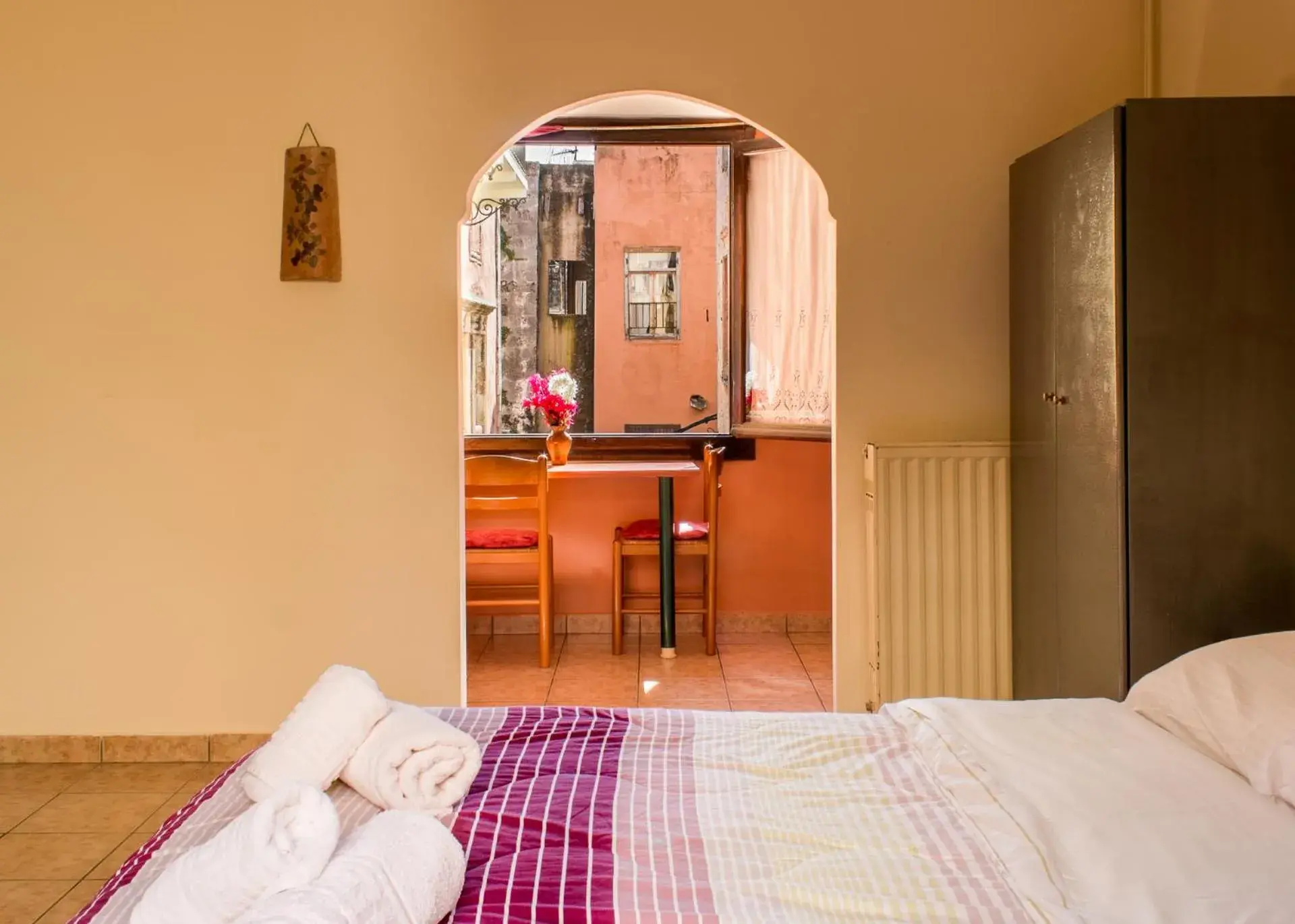 Double Room in Iason Studios Double Room in Iason Studios