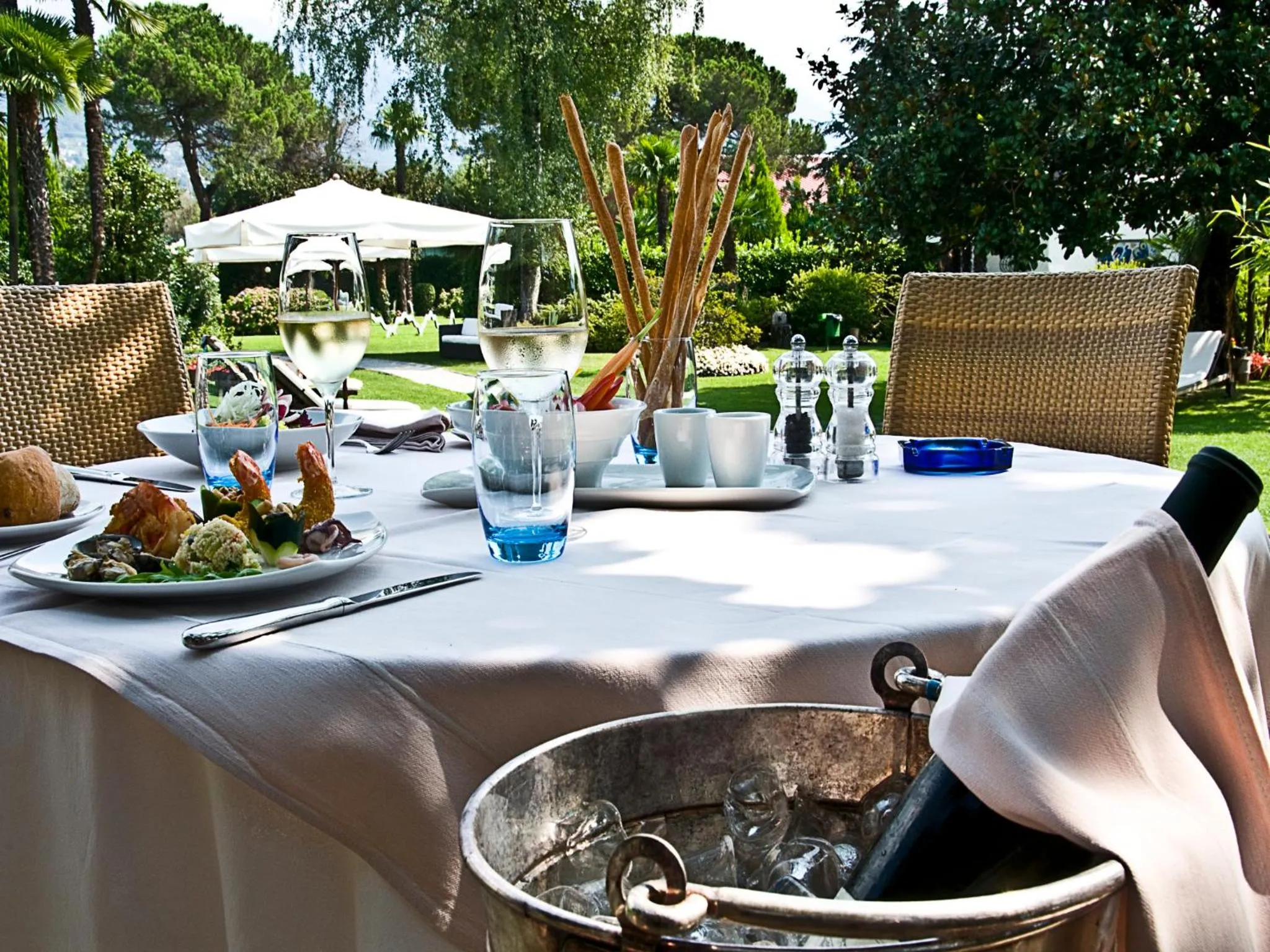 Restaurant/places to eat in Villa Favorita - Parkhotel Delta