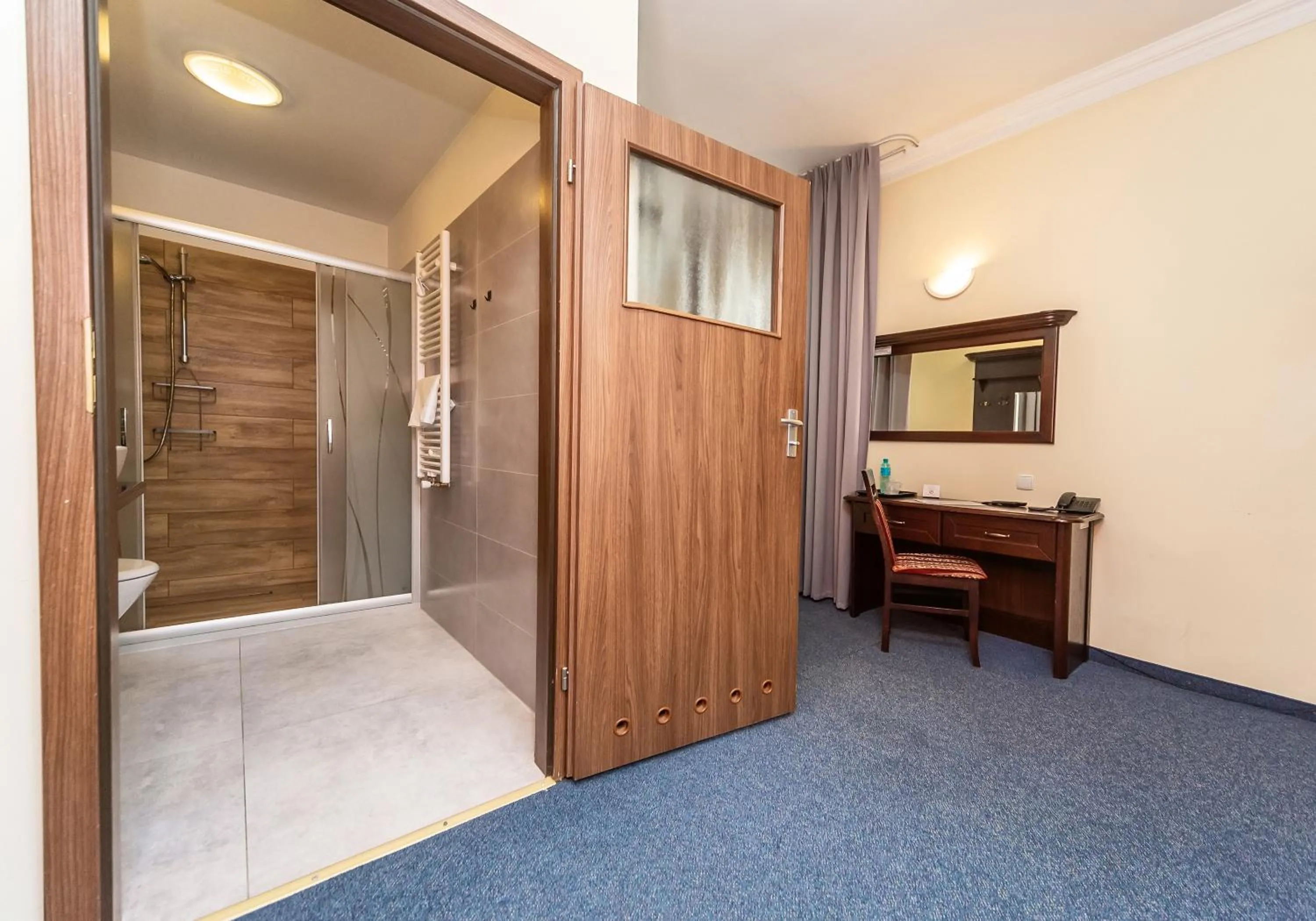 Photo of the whole room in Hotel Marczewski