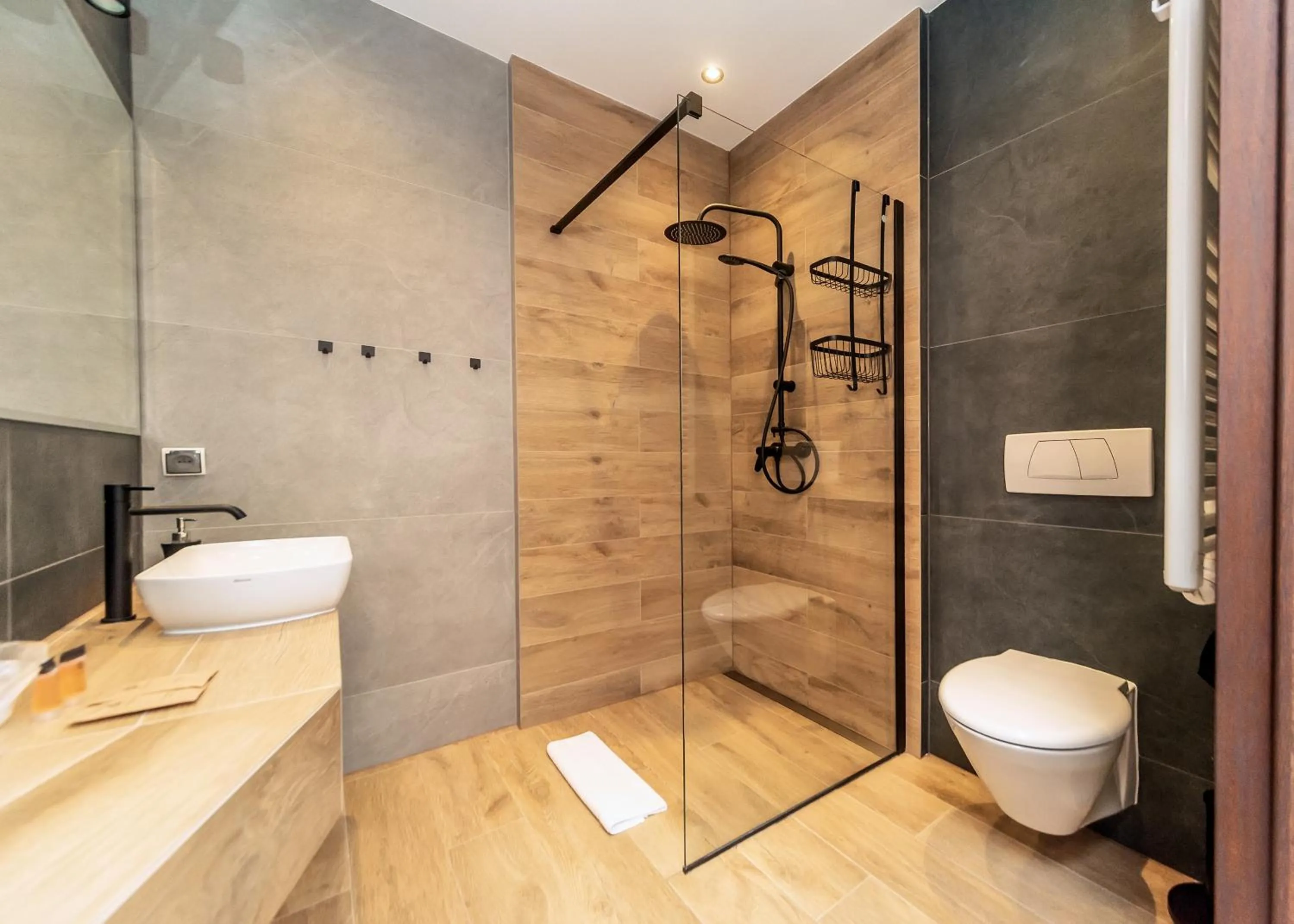 Bathroom in Hotel Marczewski