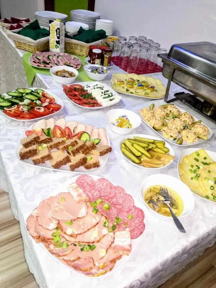 Breakfast in Zajazd Irys