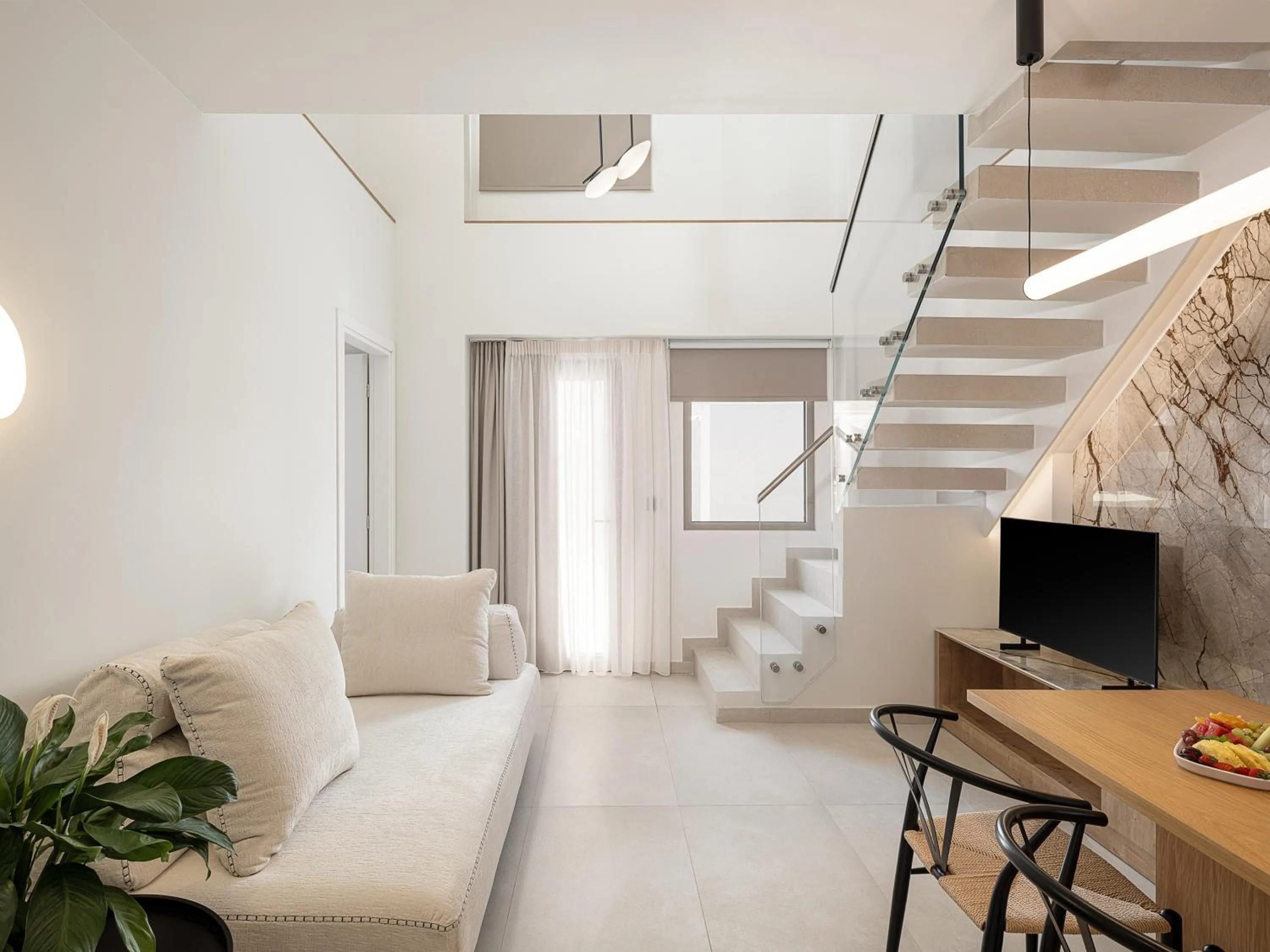 TV and multimedia in Iperion Beach Hotel