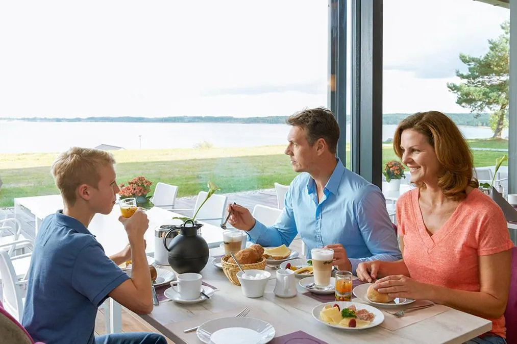 Restaurant/places to eat in See- und Waldresort Gröbern