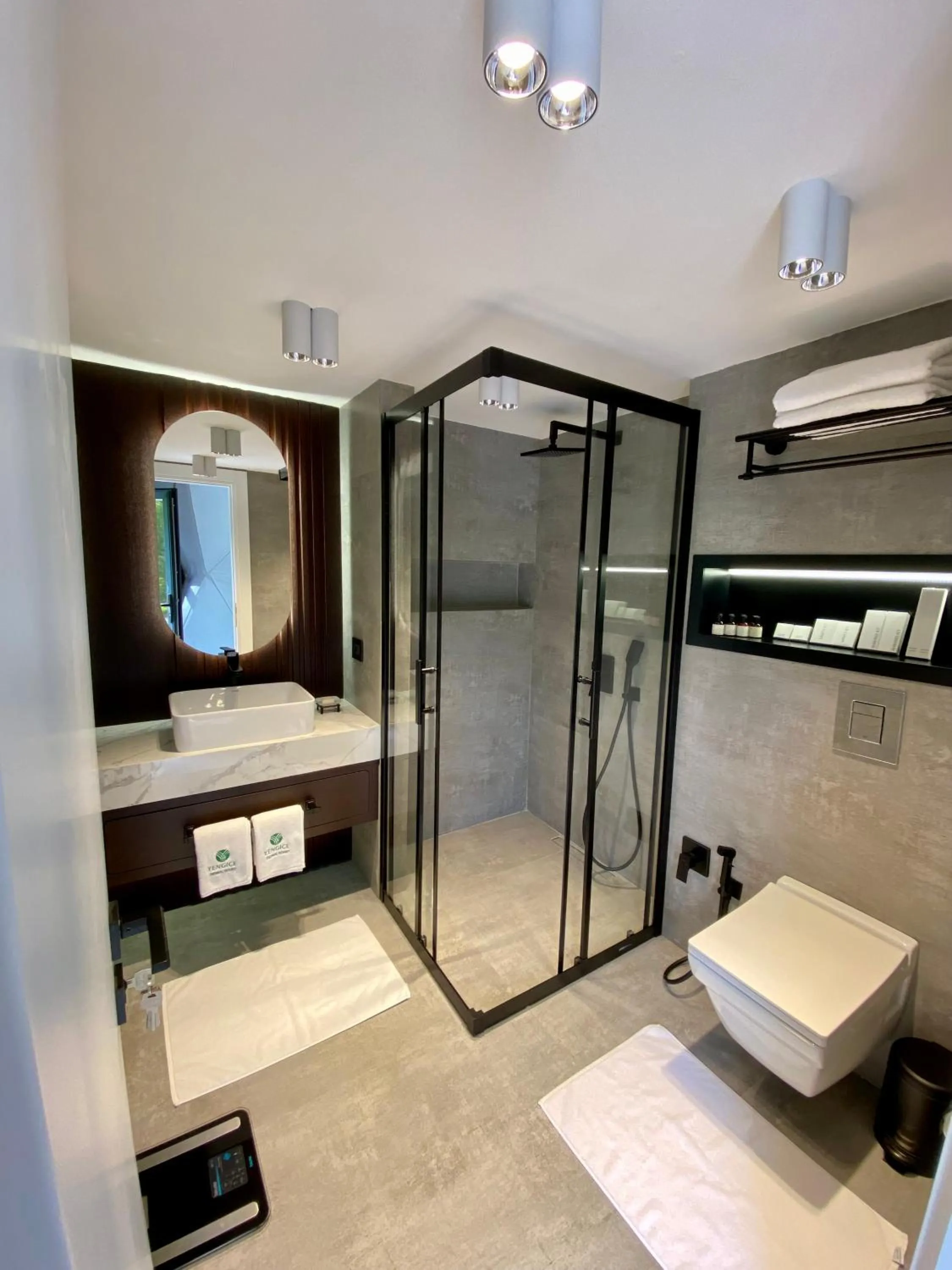 Shower in Gabala Yengice Thermal Resort Hotel