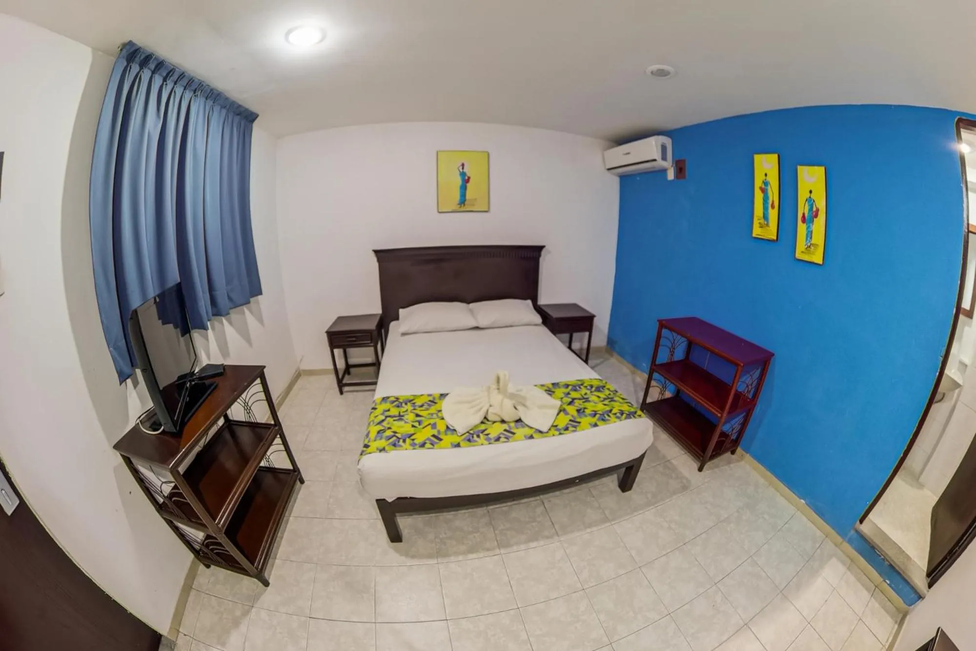 Photo of the whole room in Hotel Isla de Sacrificio