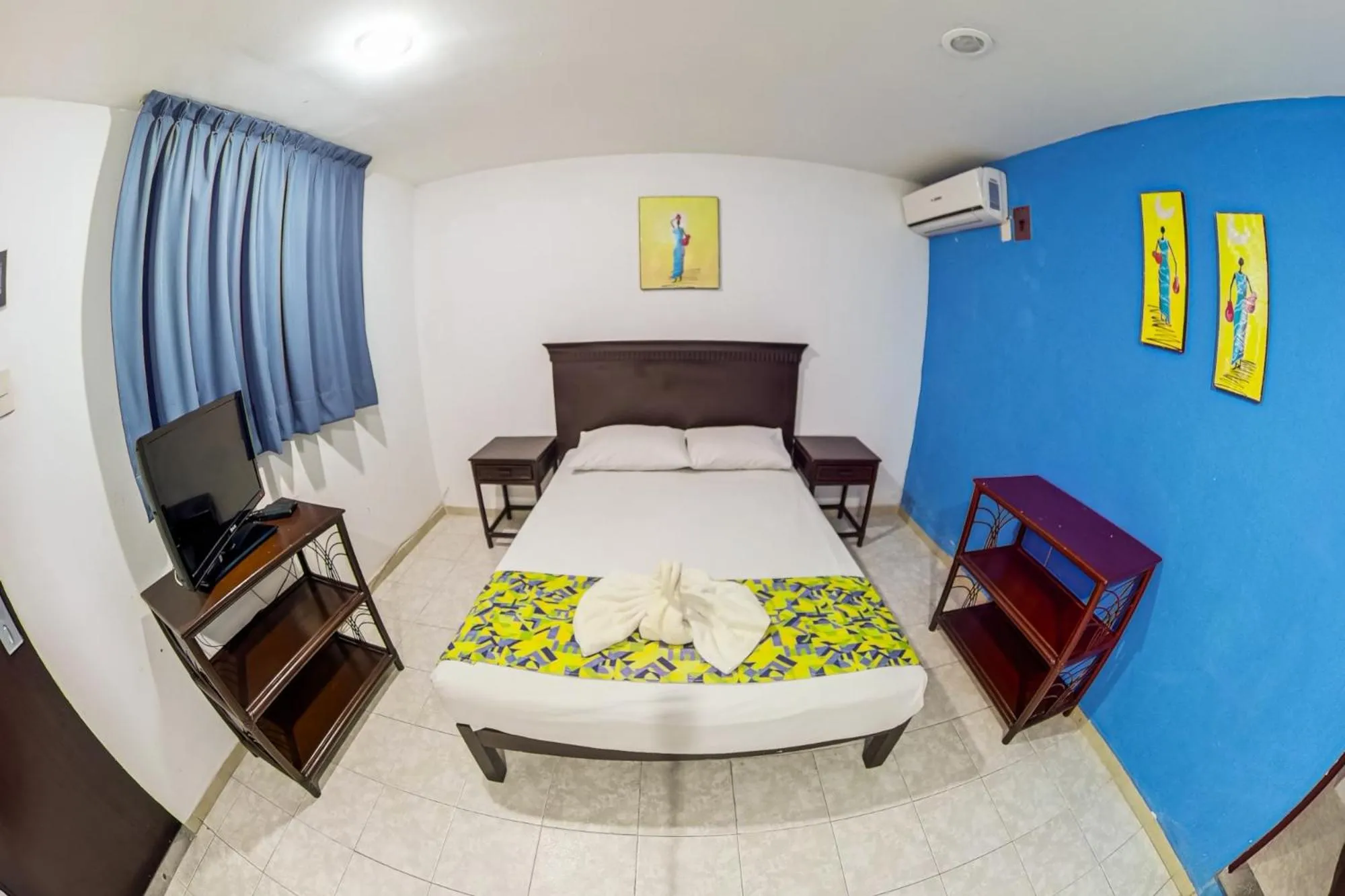 Photo of the whole room in Hotel Isla de Sacrificio