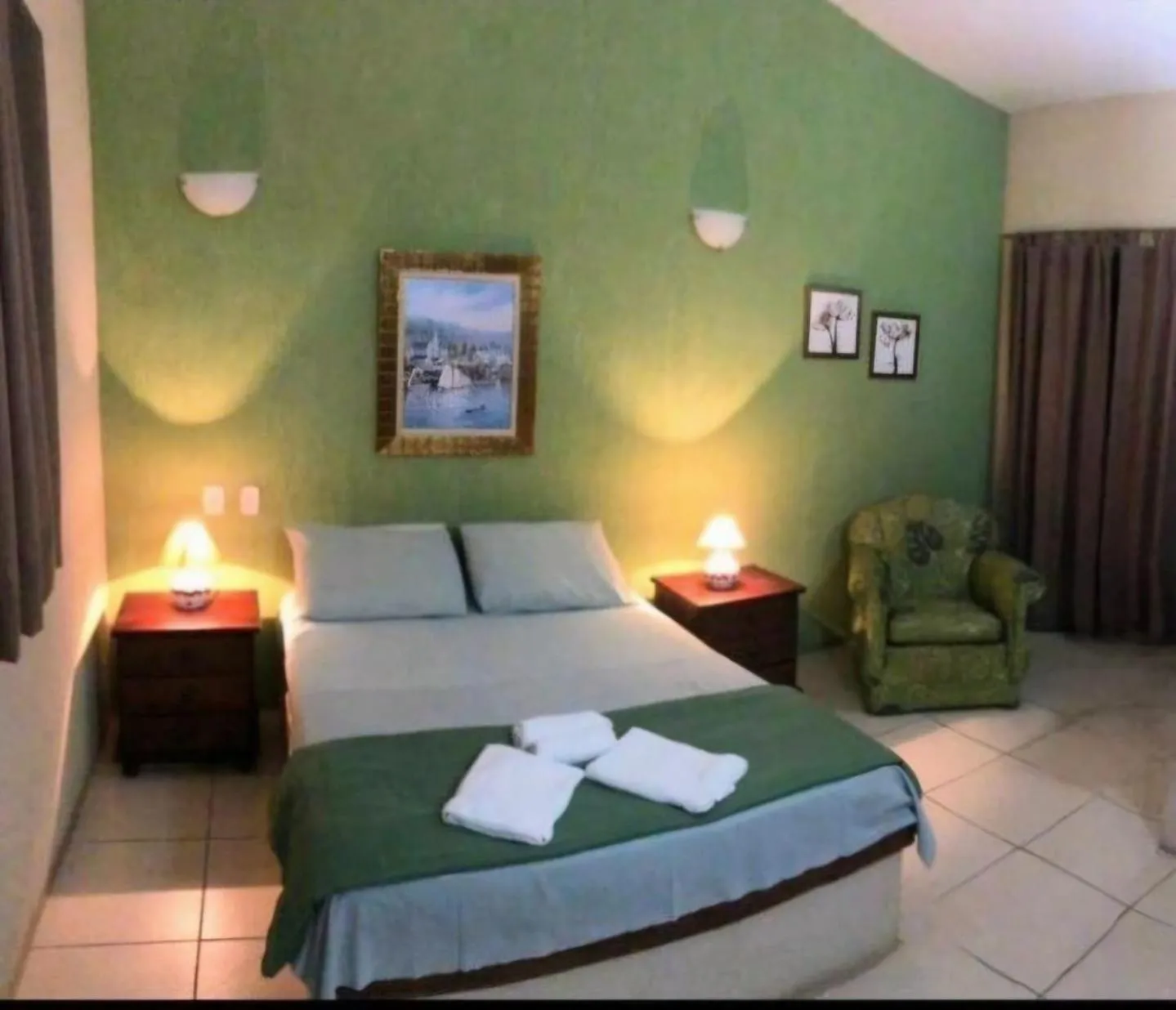Ayruma Guest House