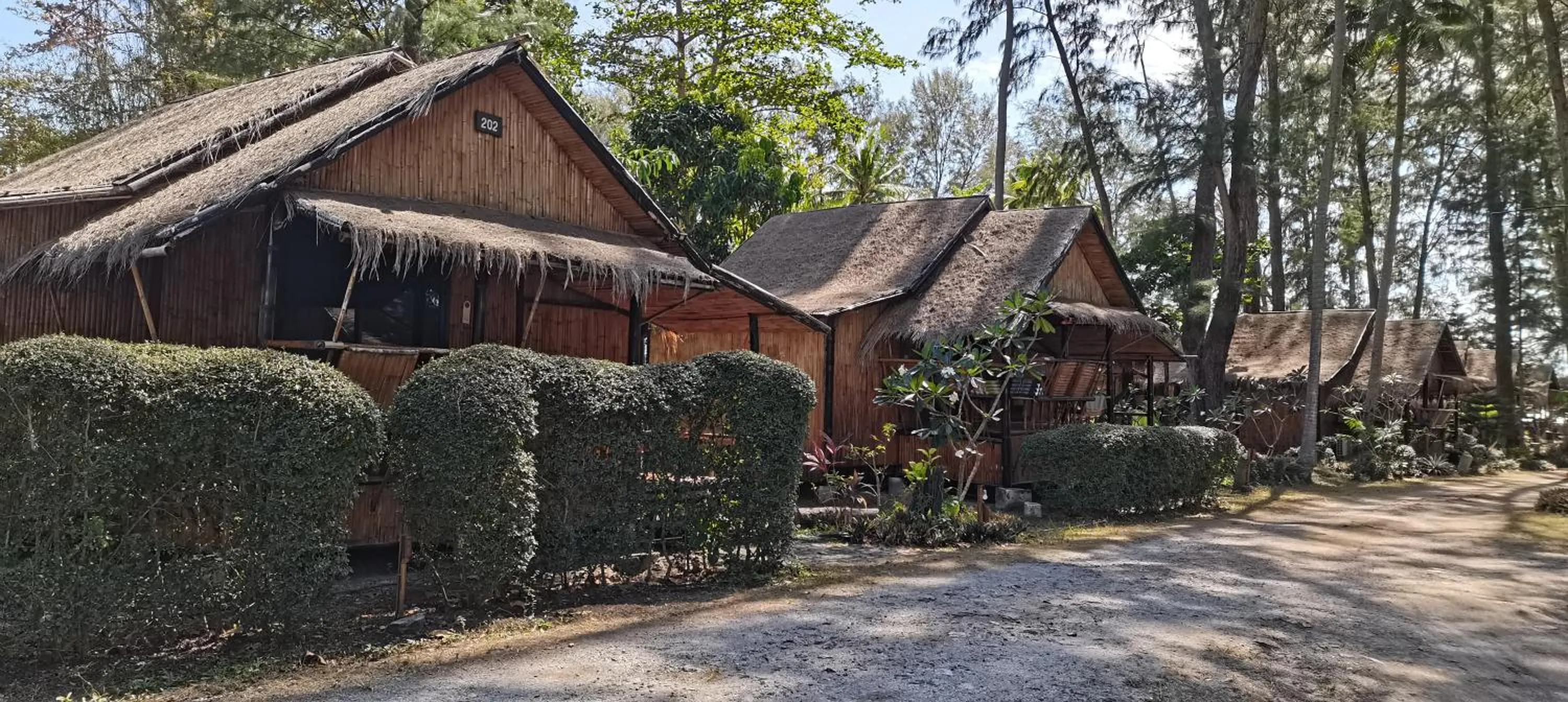 Eco Lanta Hideaway Beach Resort