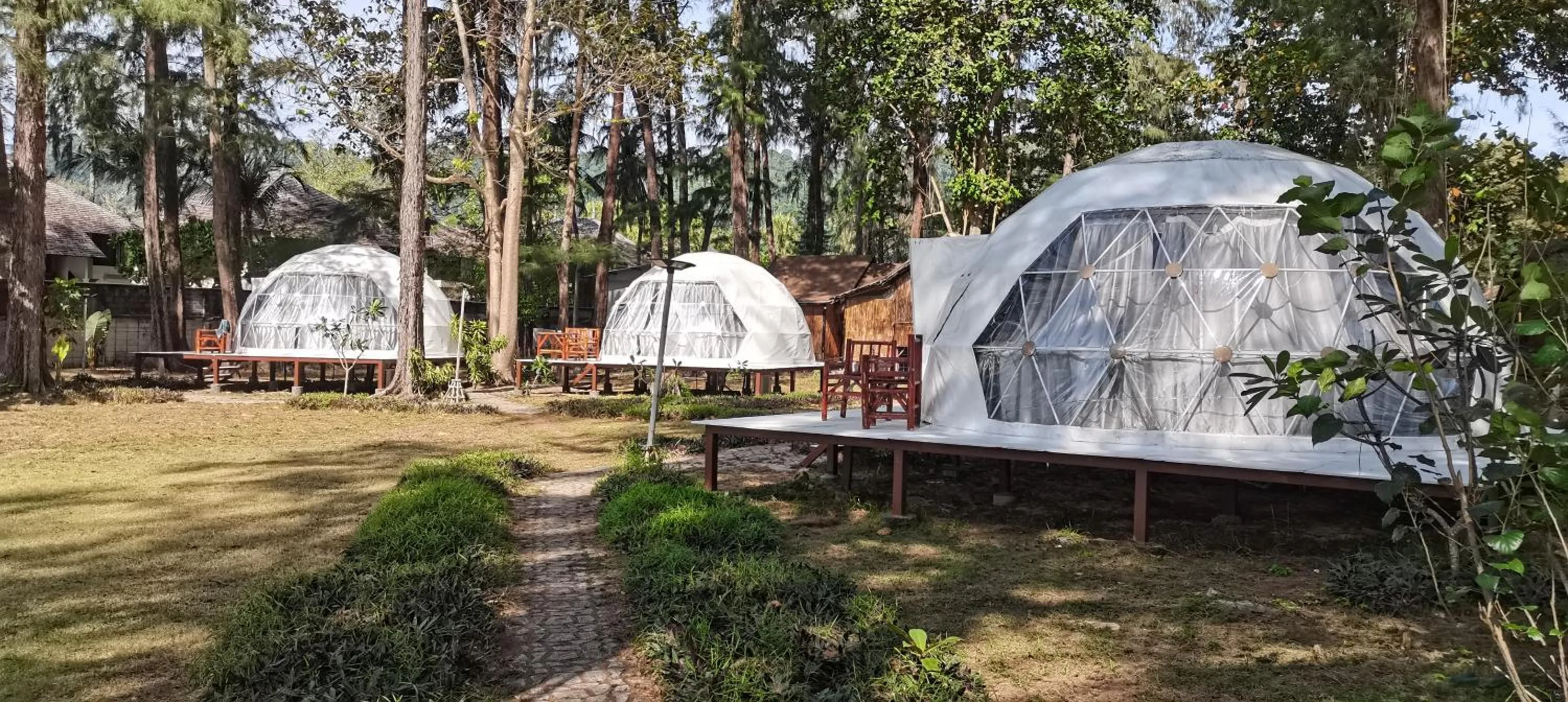 Eco Lanta Hideaway Beach Resort