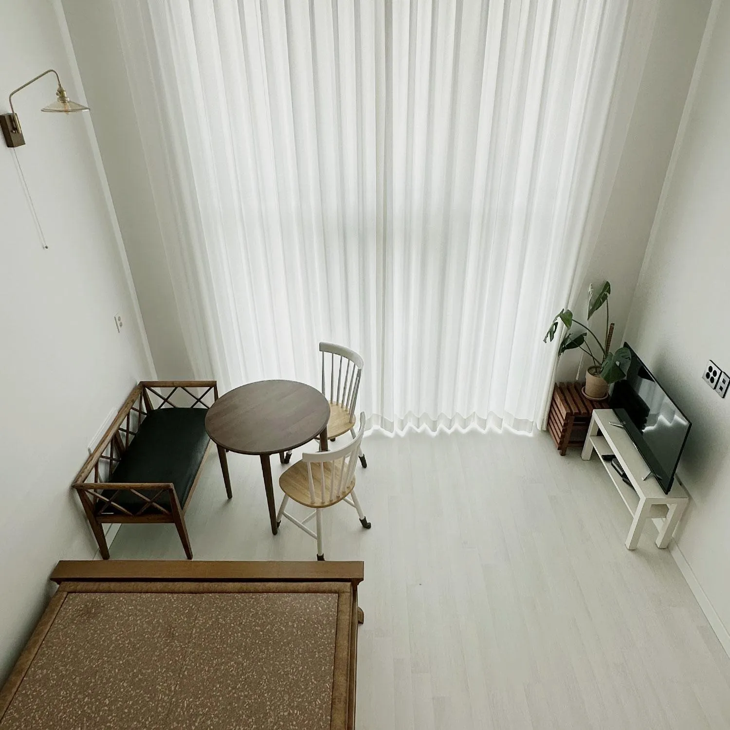 TV and multimedia in Rooftop Moonlight Pension