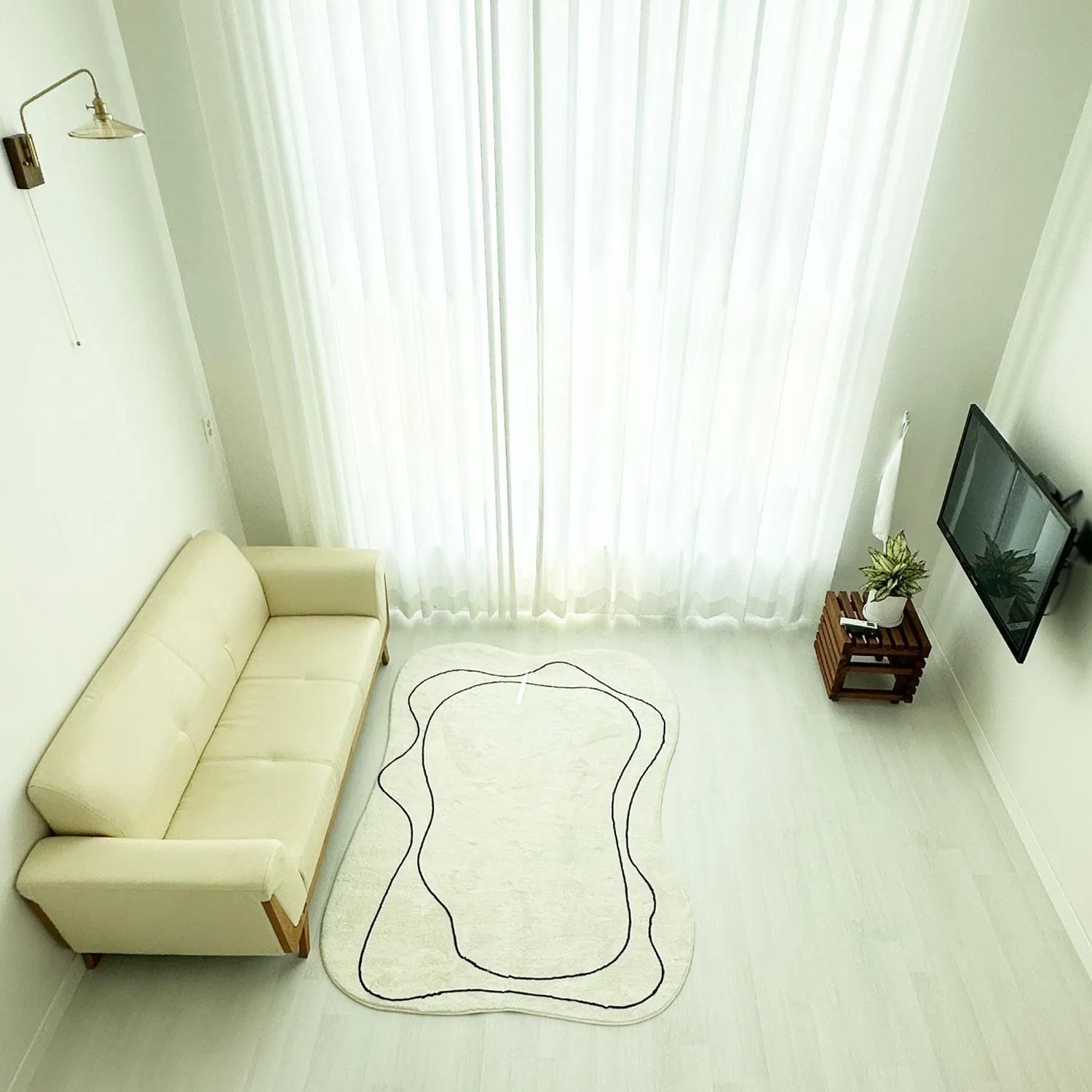 TV and multimedia in Rooftop Moonlight Pension