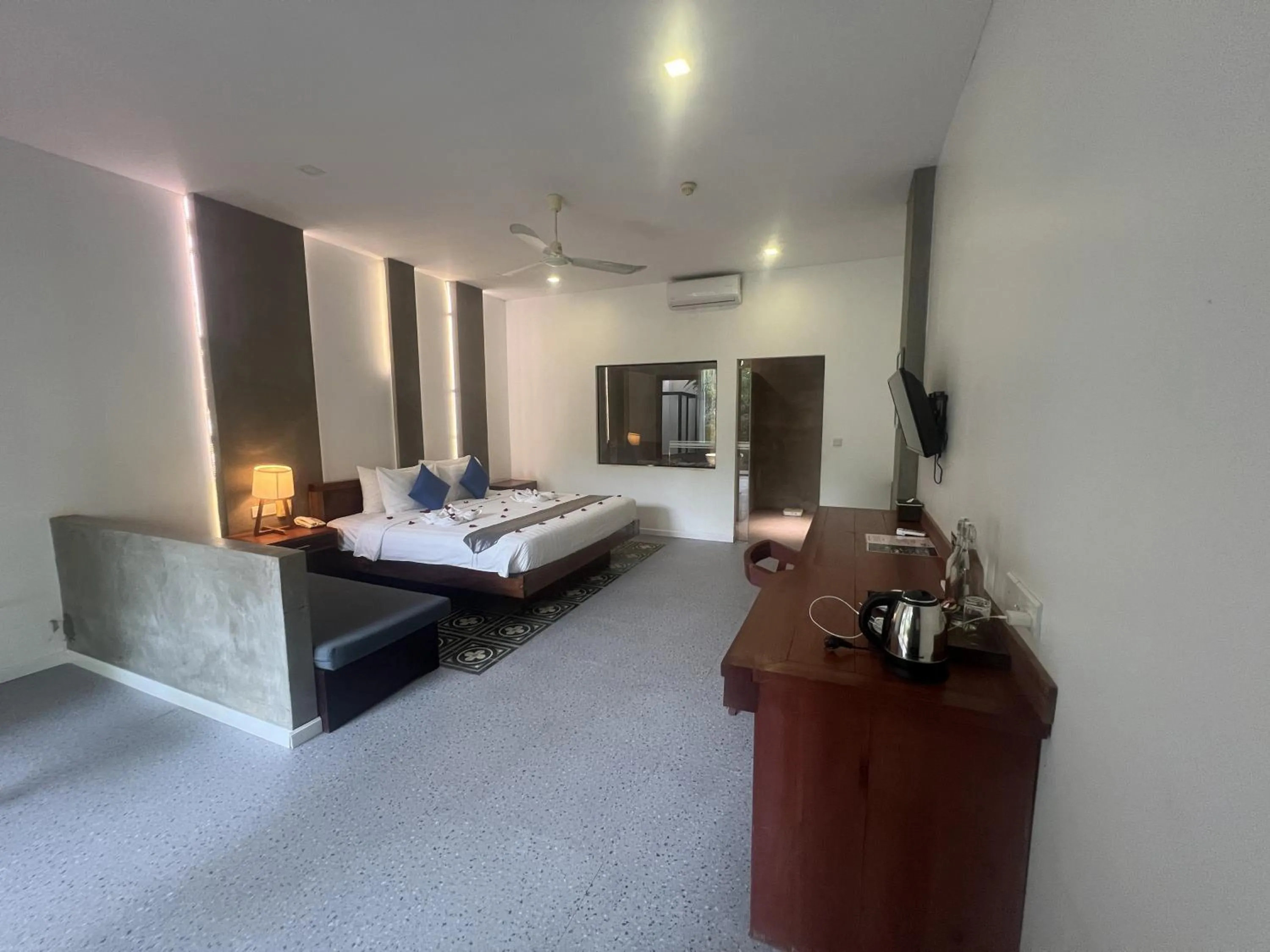 Seating area, Bed in Tanei Angkor Resort and Spa