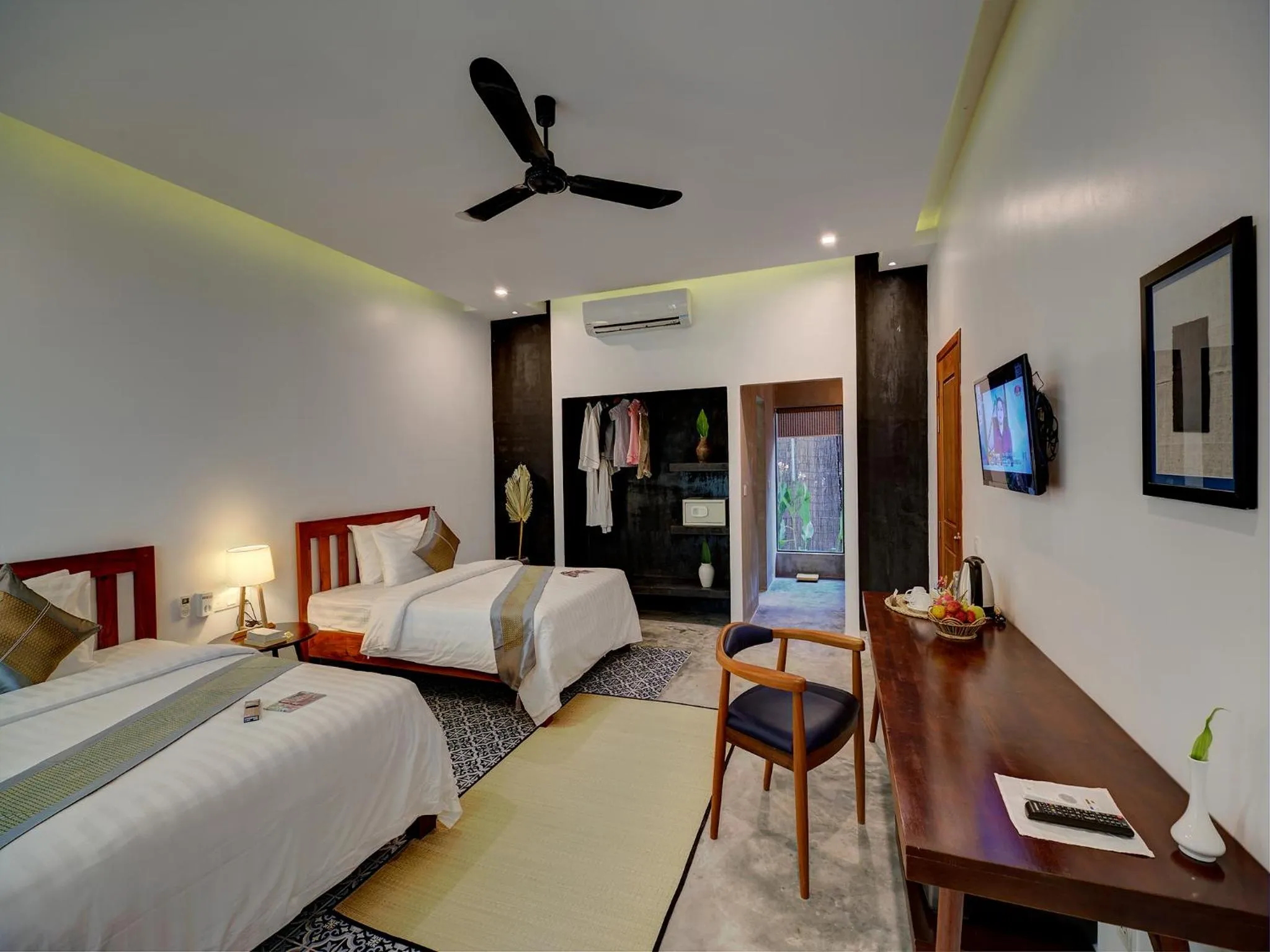 Photo of the whole room, Bed in Tanei Angkor Resort and Spa