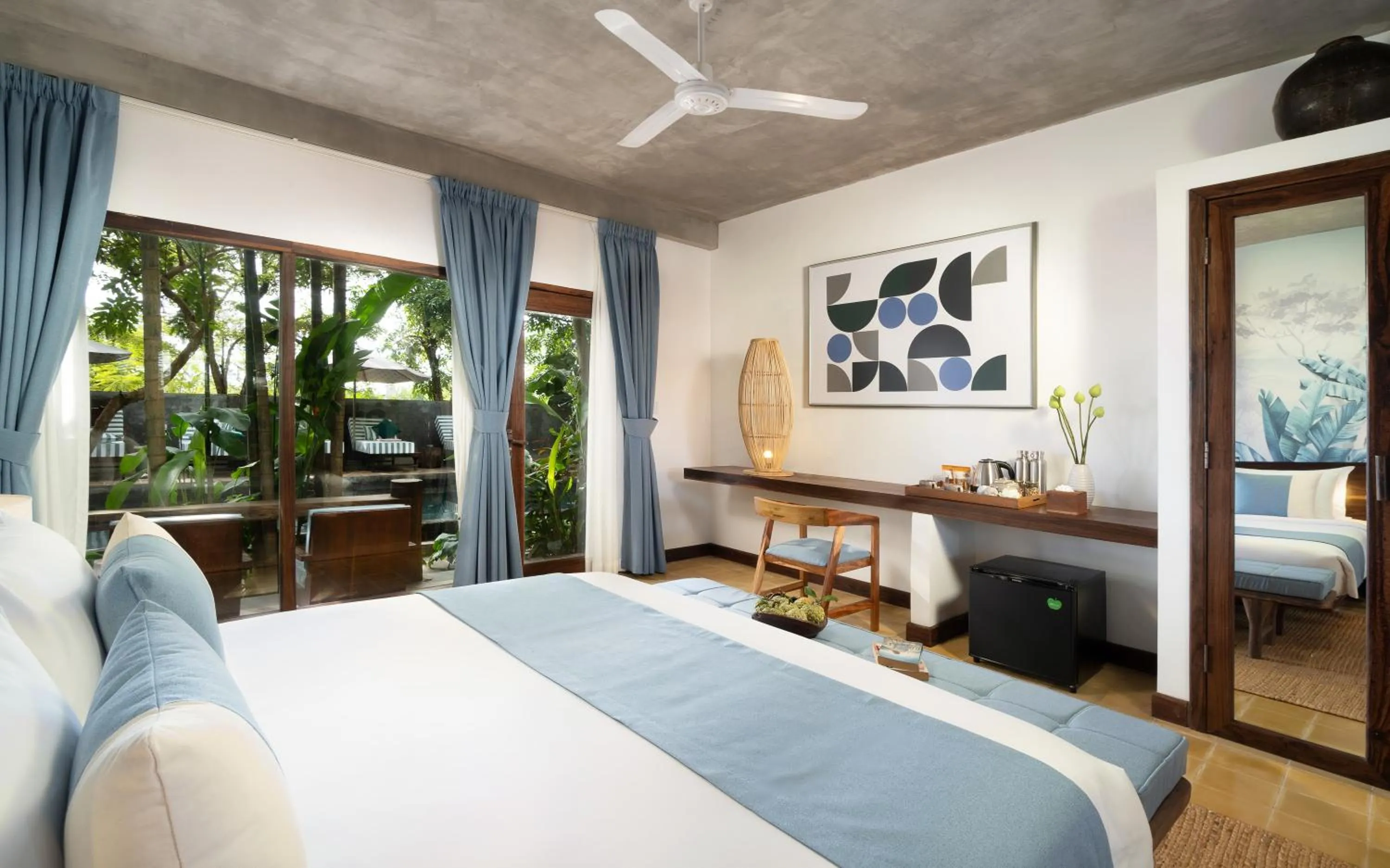 Seating area, Bed in The Nature & Villas