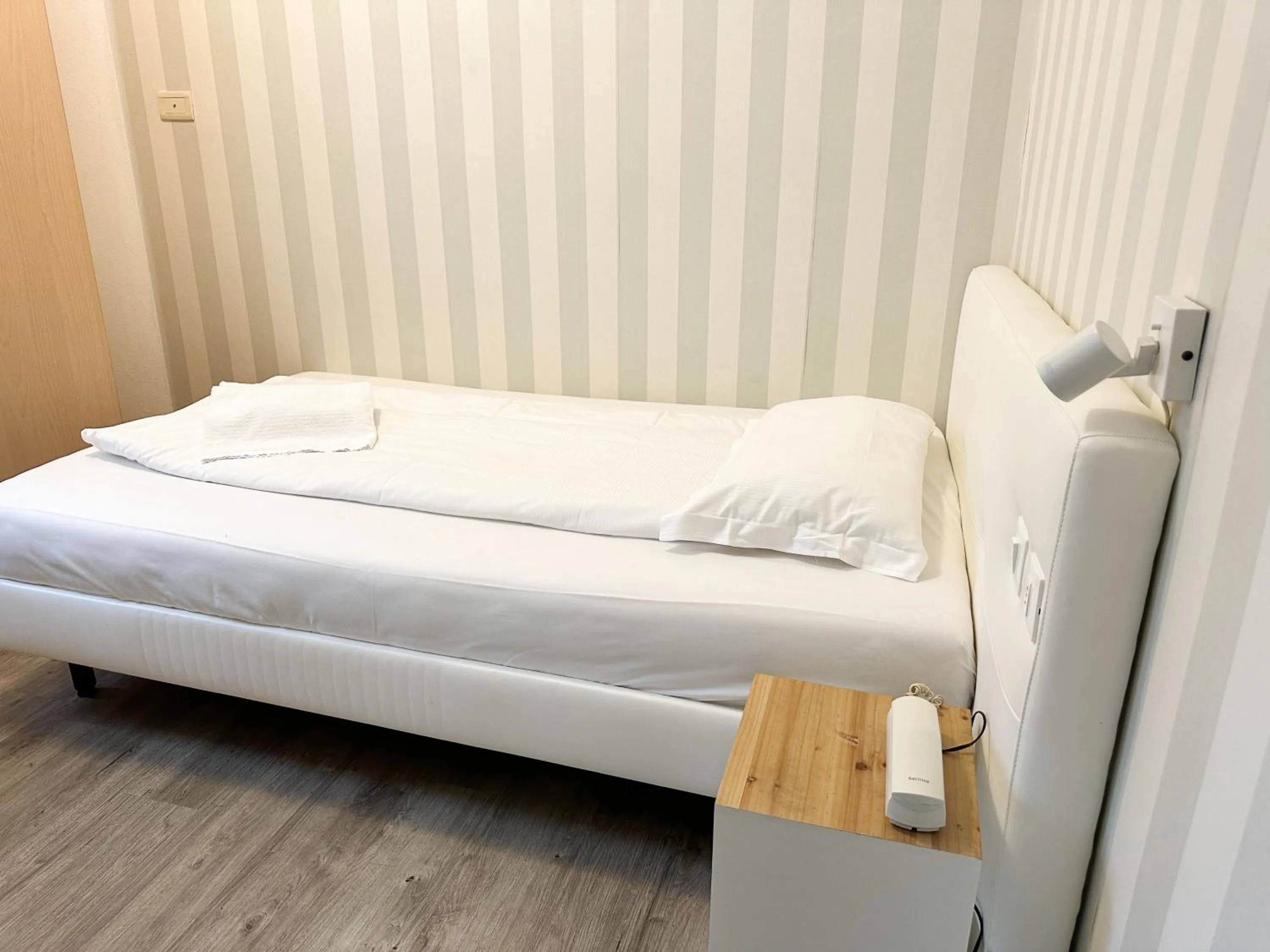 Bedroom in Hotel Bristol