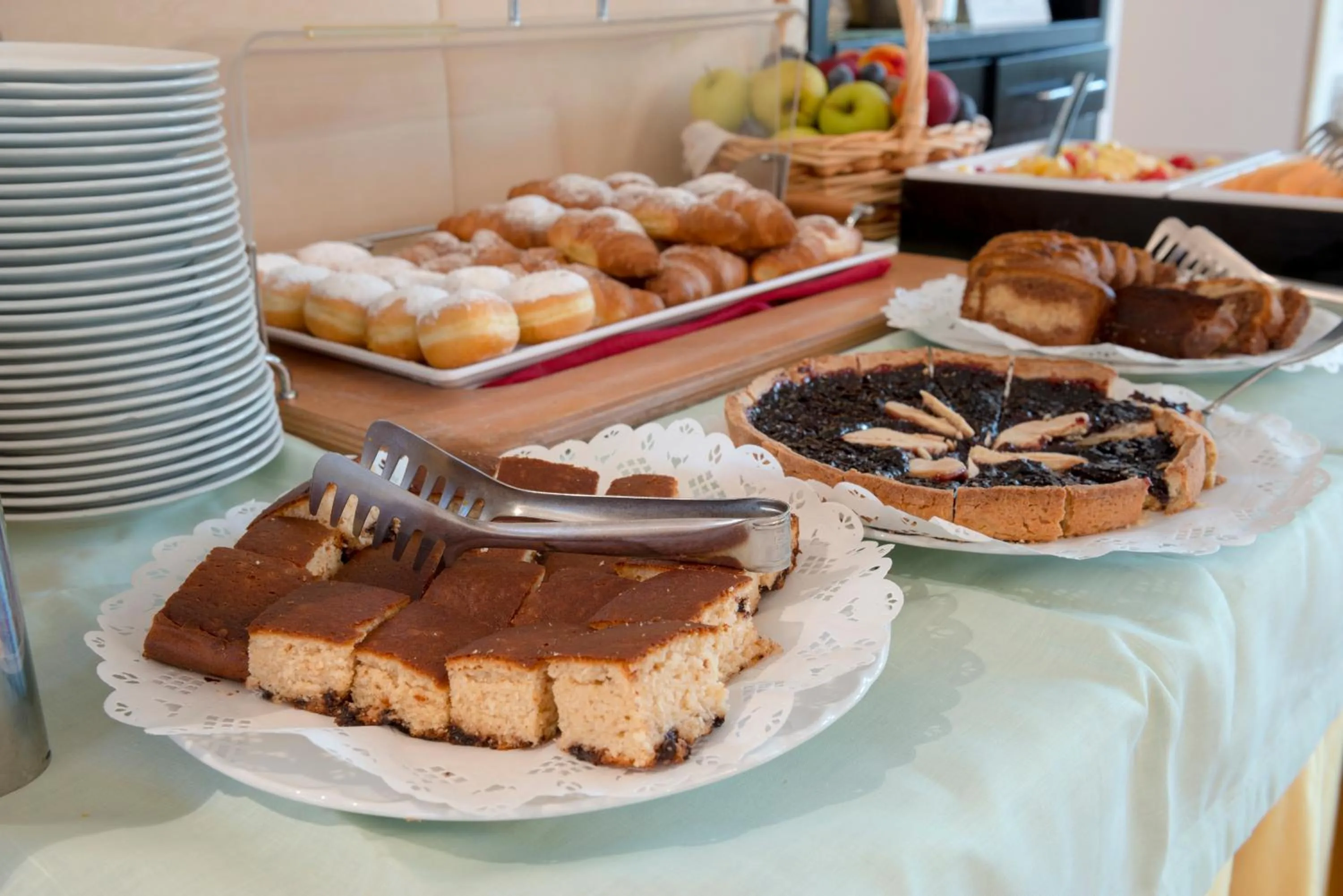 Buffet breakfast in Hotel Bristol