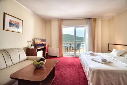 Double Room with Sea View in Hotel AGAVA Double Room with Sea View in Hotel AGAVA