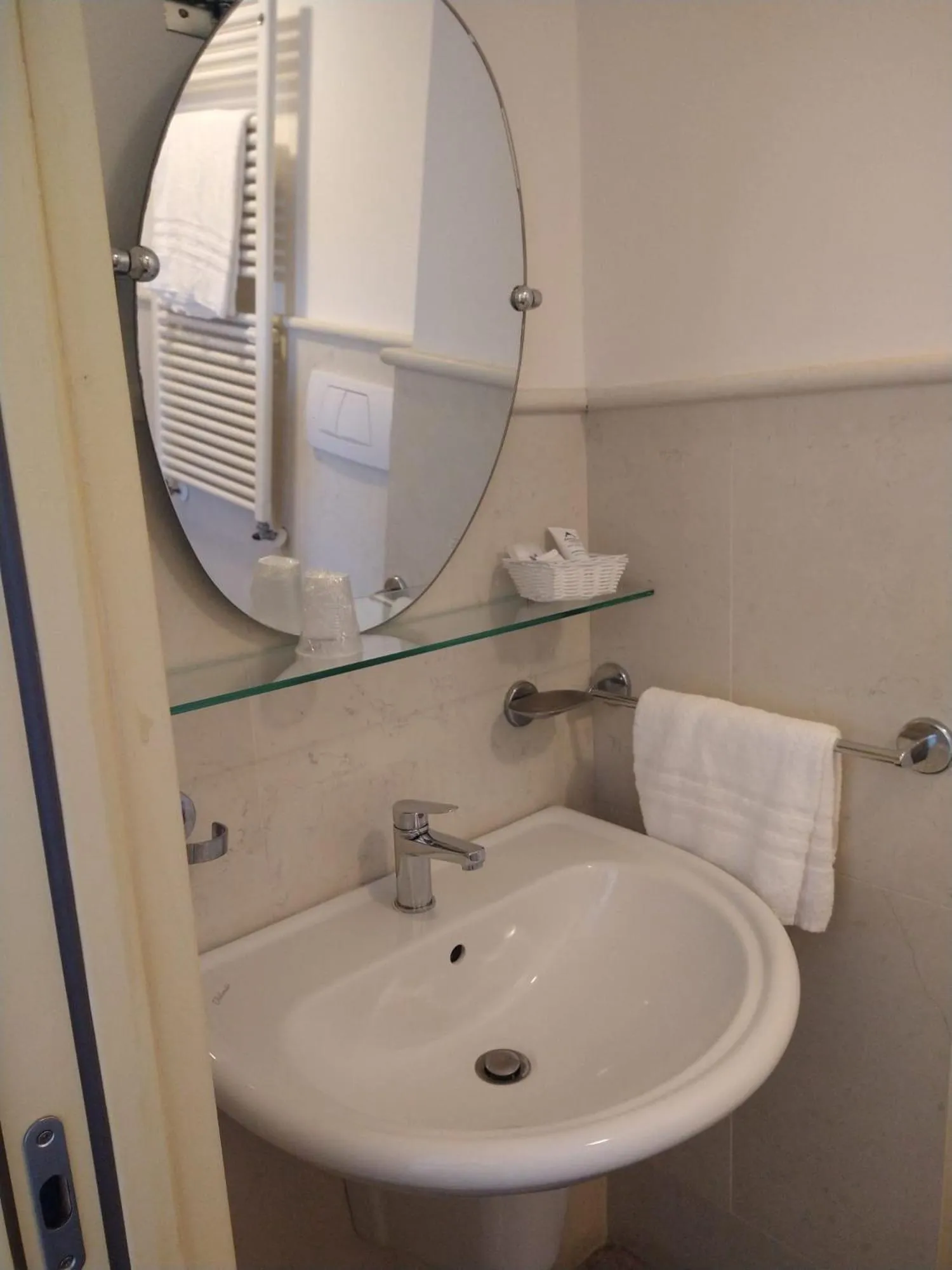 Bathroom in Hotel Centrale