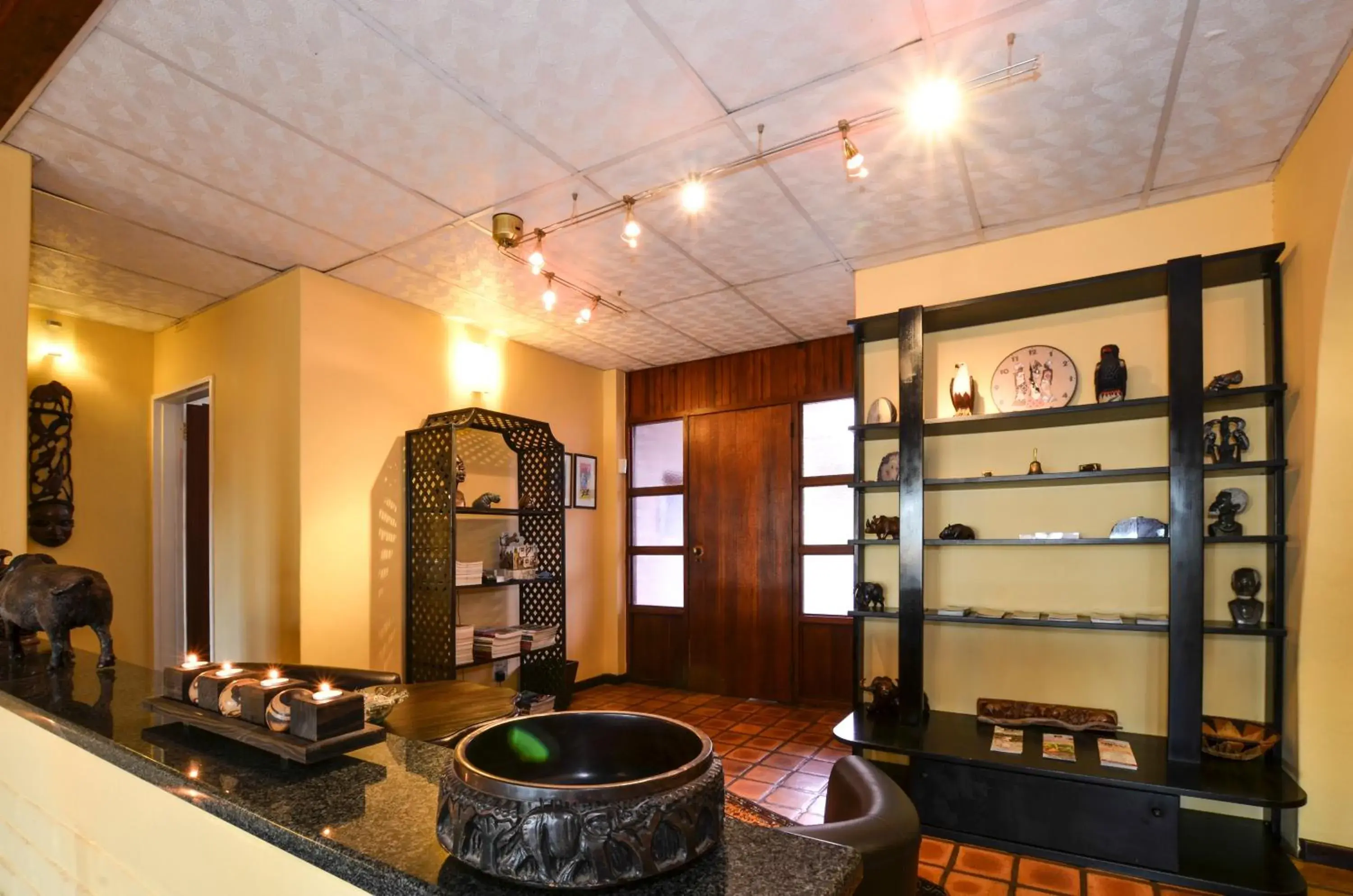 Lobby or reception in White House Lodge Lobby or reception in White House Lodge