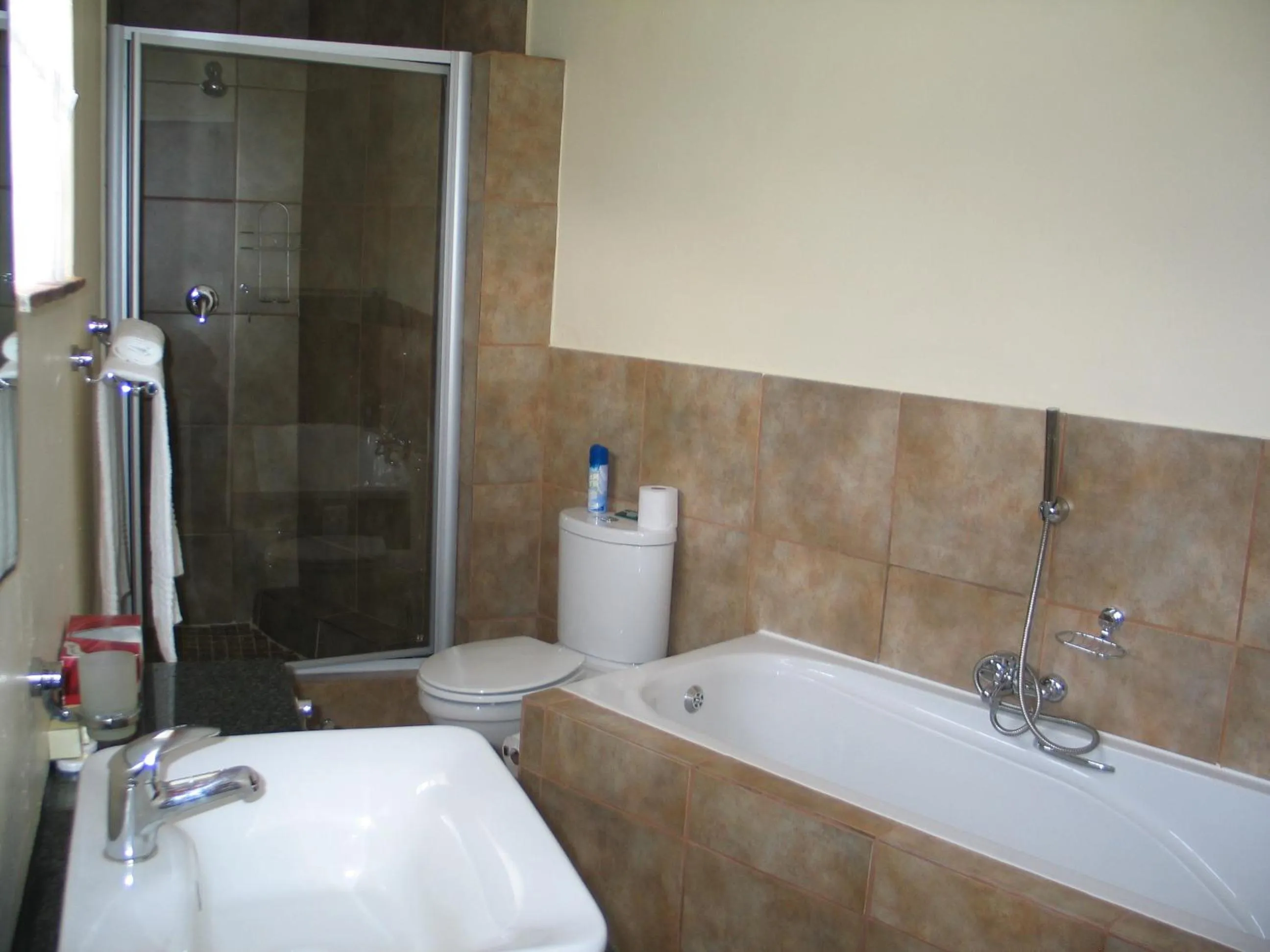 Bathroom in White House Lodge