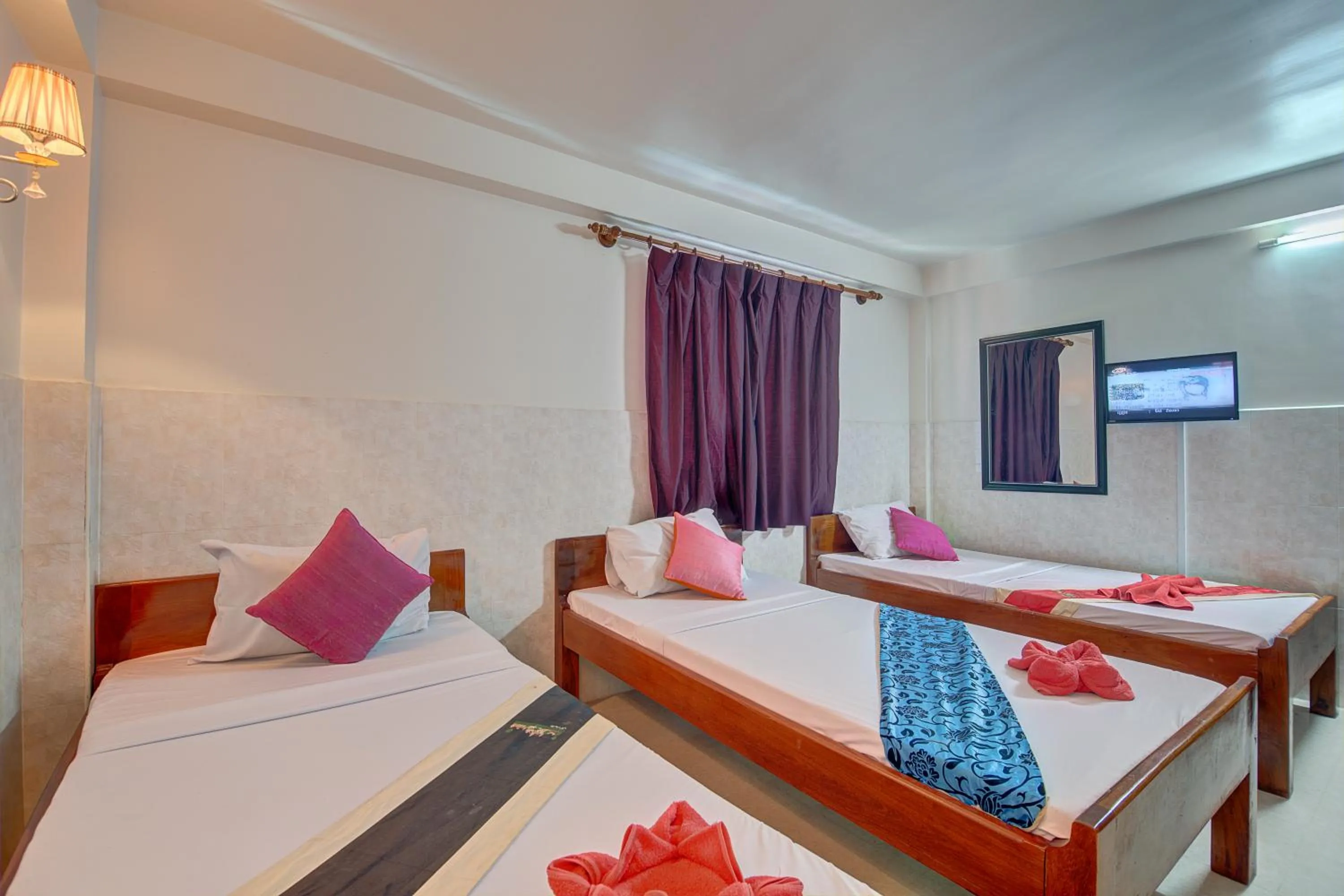 Bedroom, Bed in Siem Reap Pub Hostel