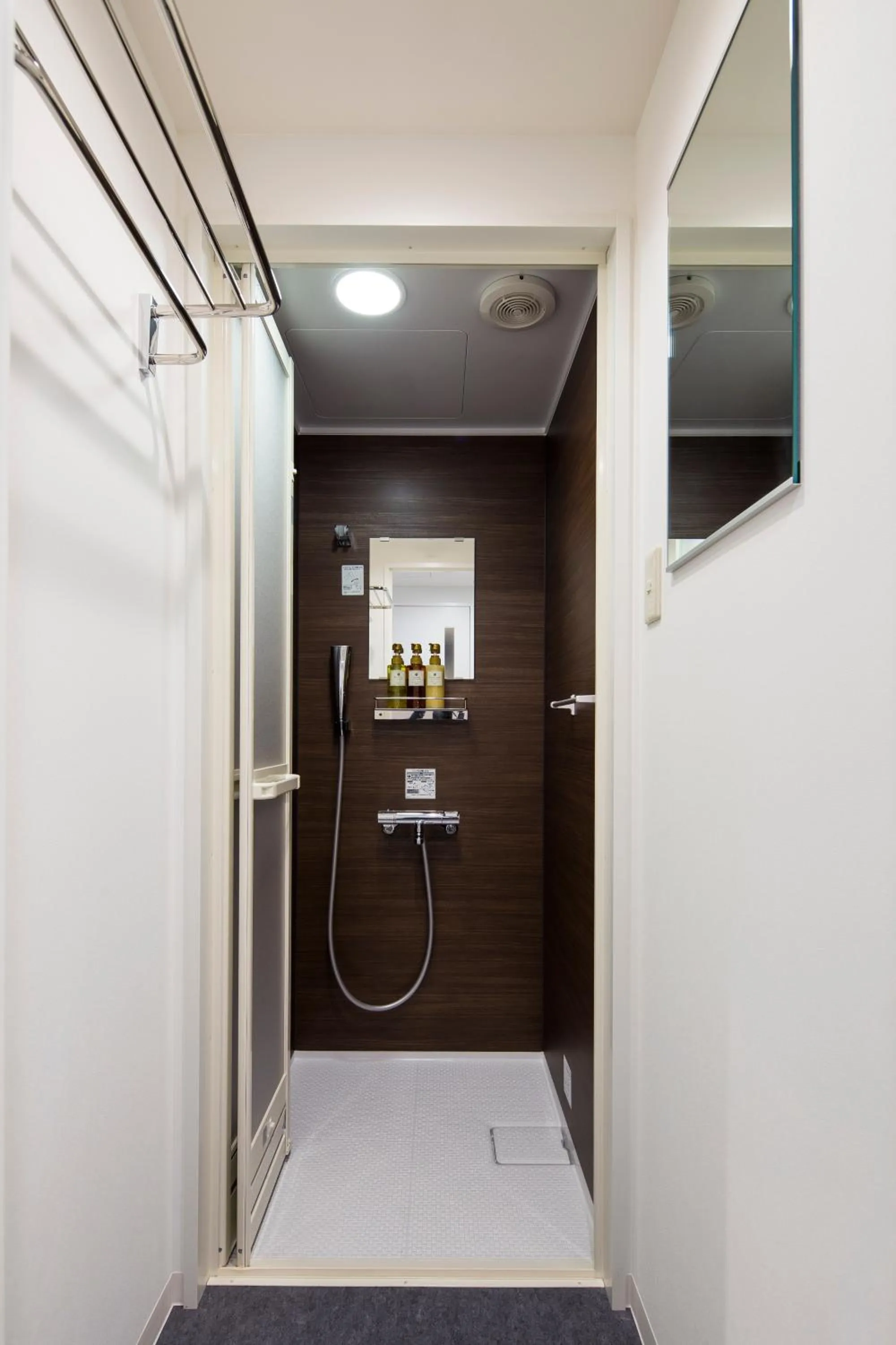 Shower in Tokyo Ariake Bay Hotel