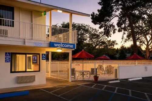 Vagabond Inn Monterey