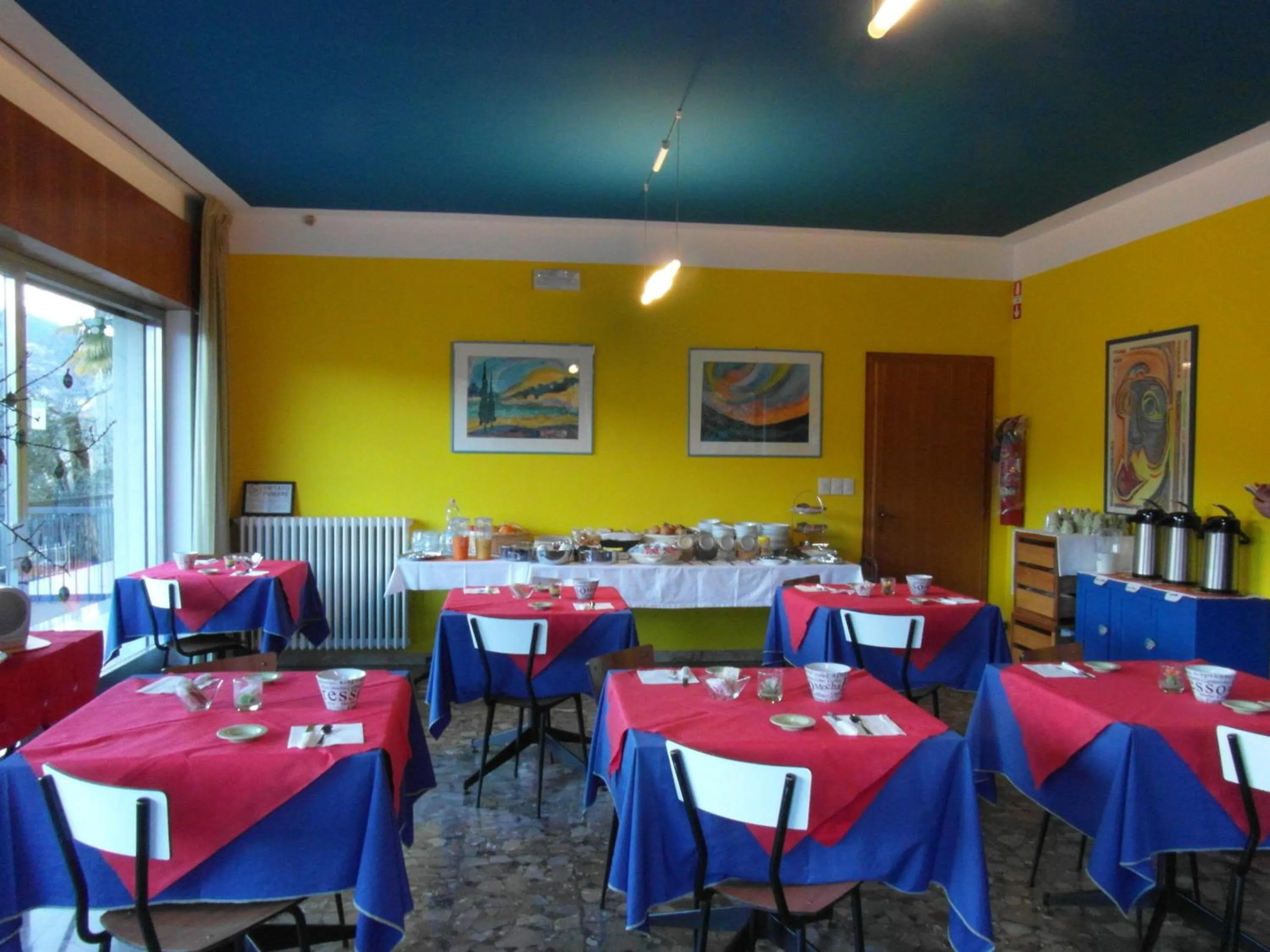 Breakfast in Hotel Carlo