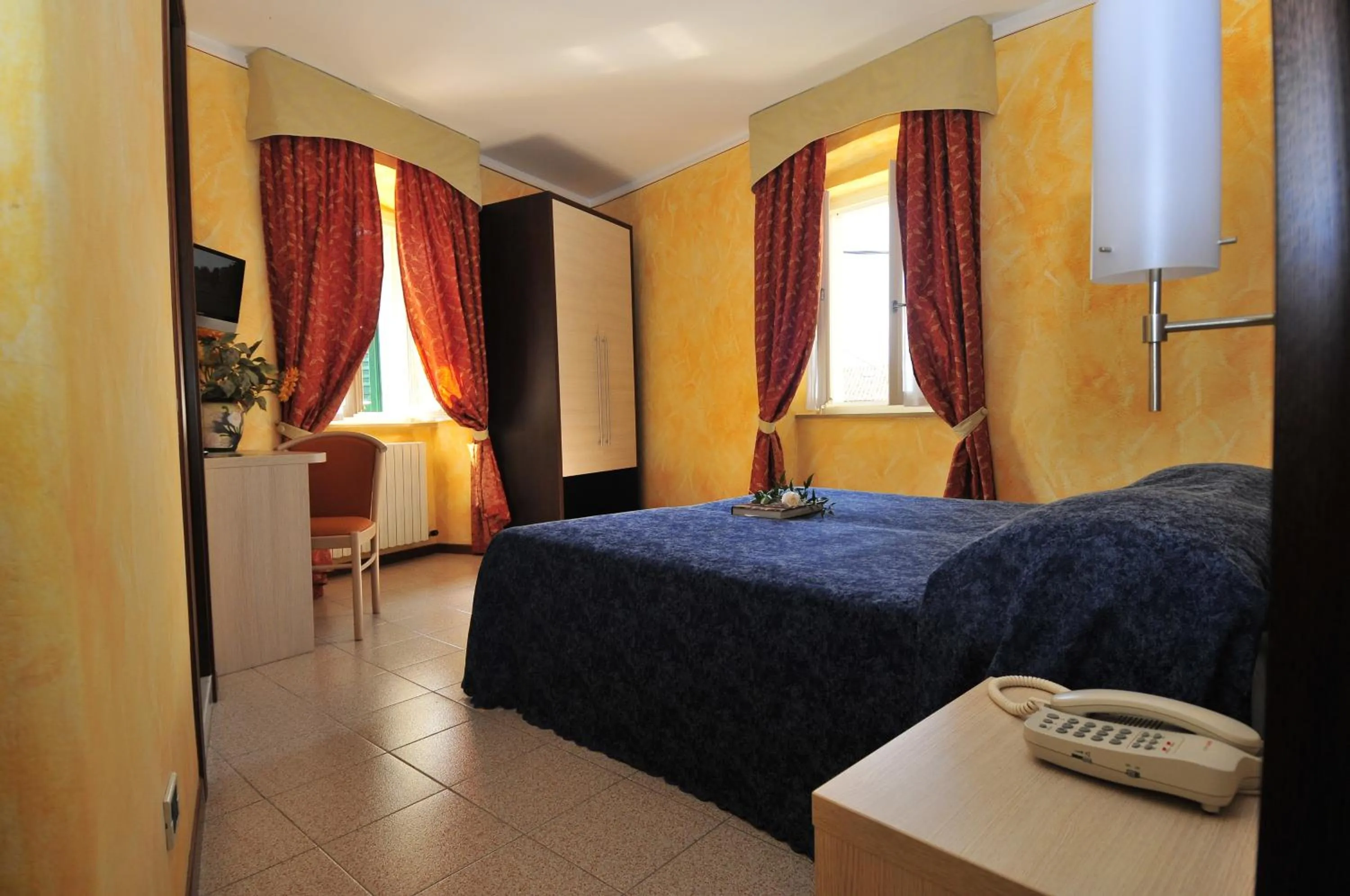 Photo of the whole room, Bed in Locanda San Marco