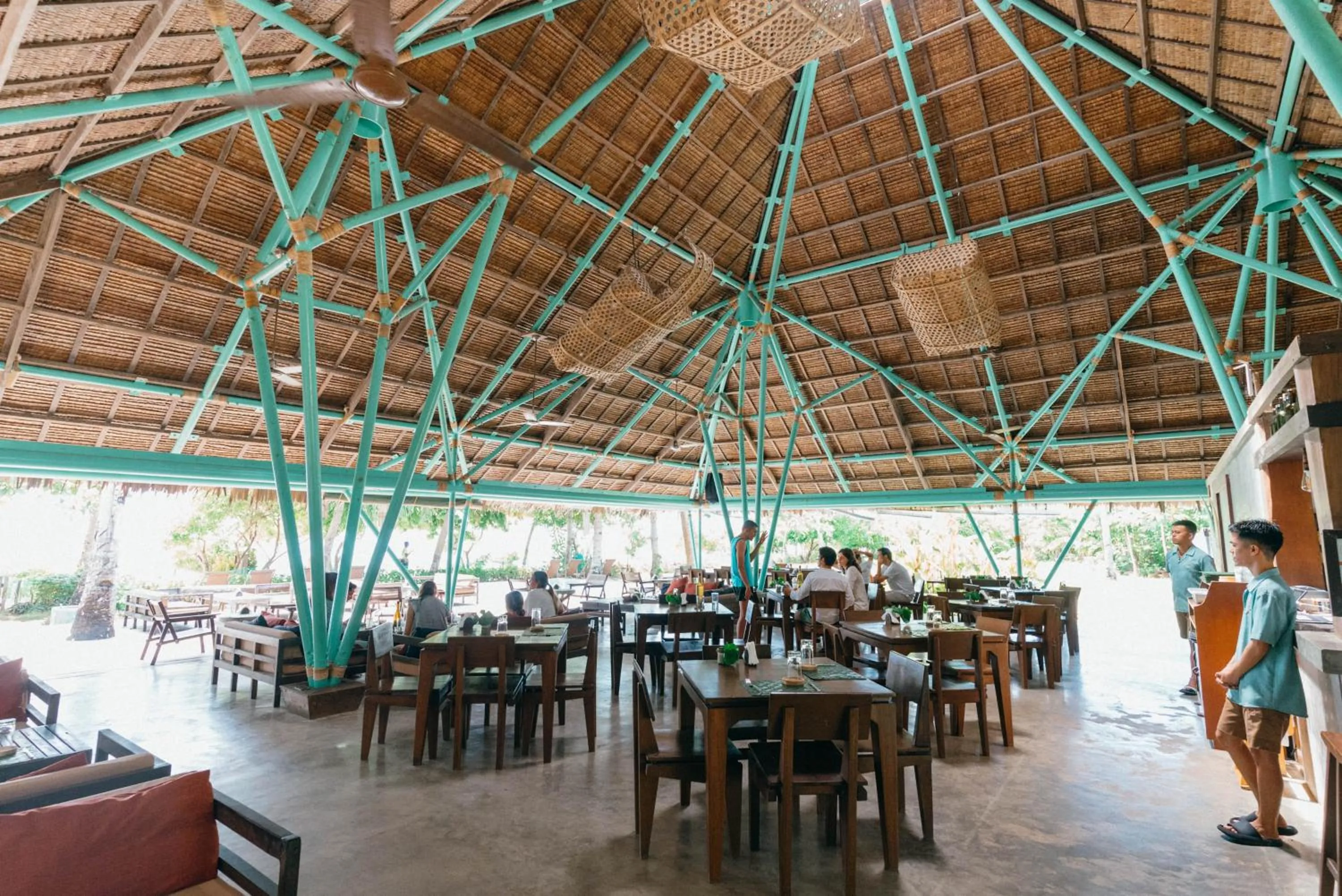 Restaurant/places to eat in Bravo Beach Resort