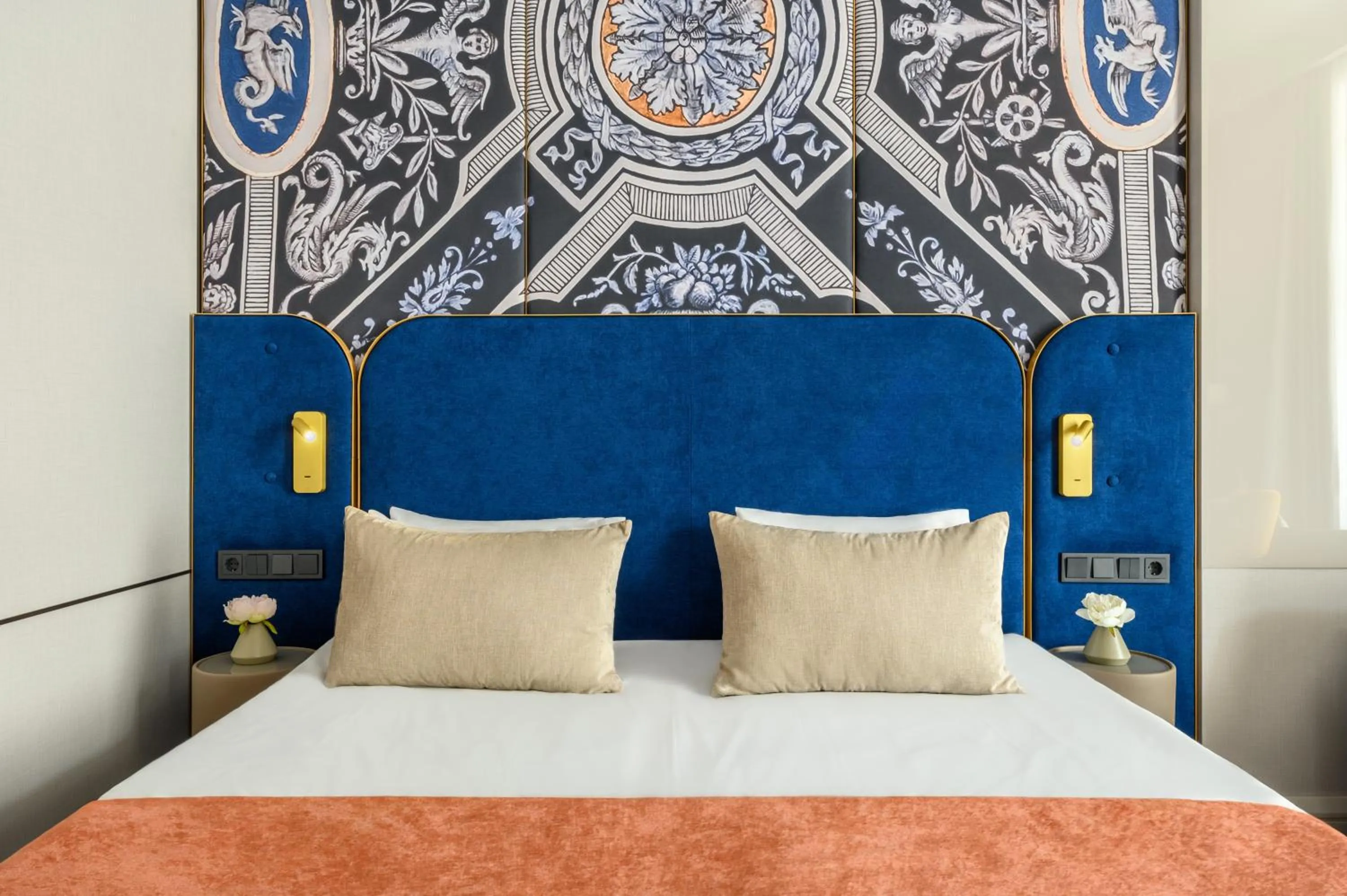 Bed in Hotel Moments Budapest by Continental Group