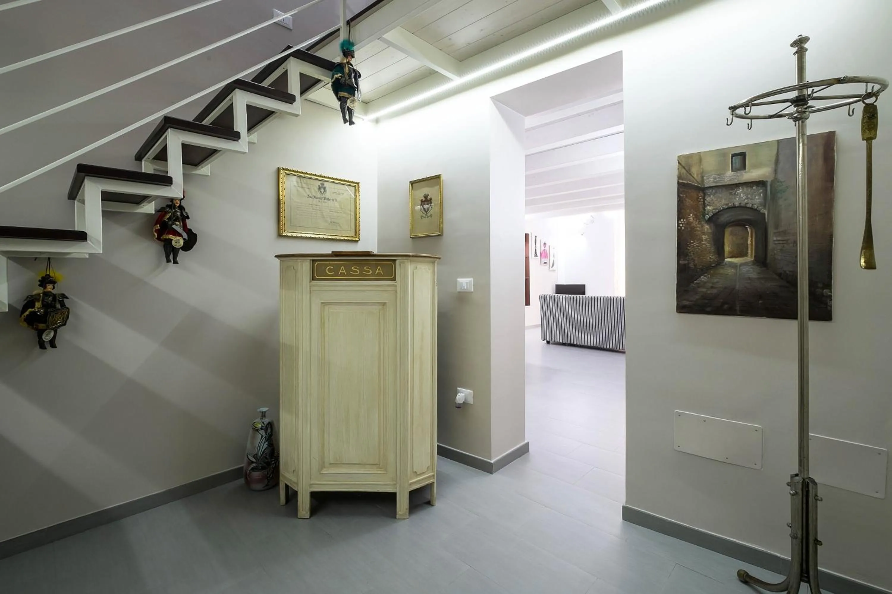 Decorative detail in Quattro Canti Apartments