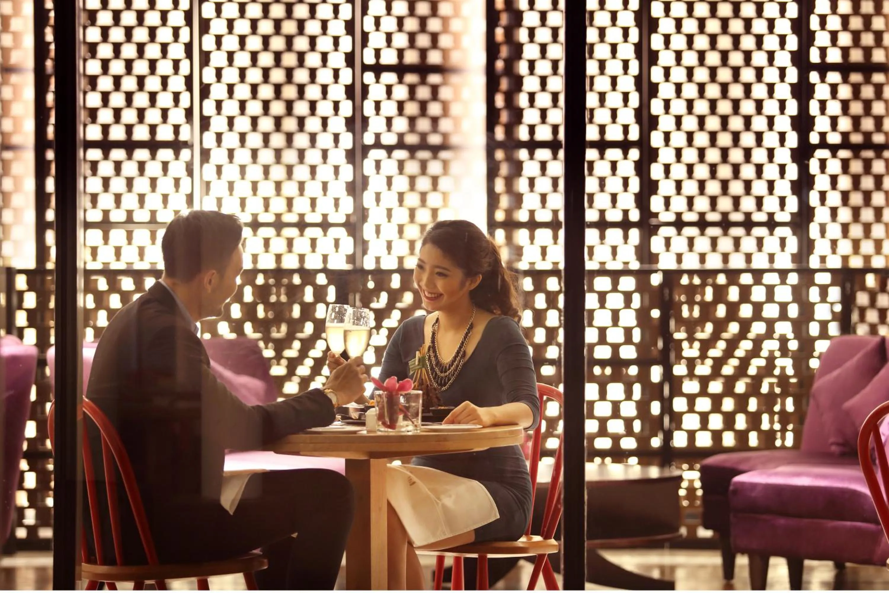 Restaurant/places to eat in Resinda Hotel Karawang