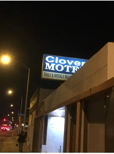 Clover motel
