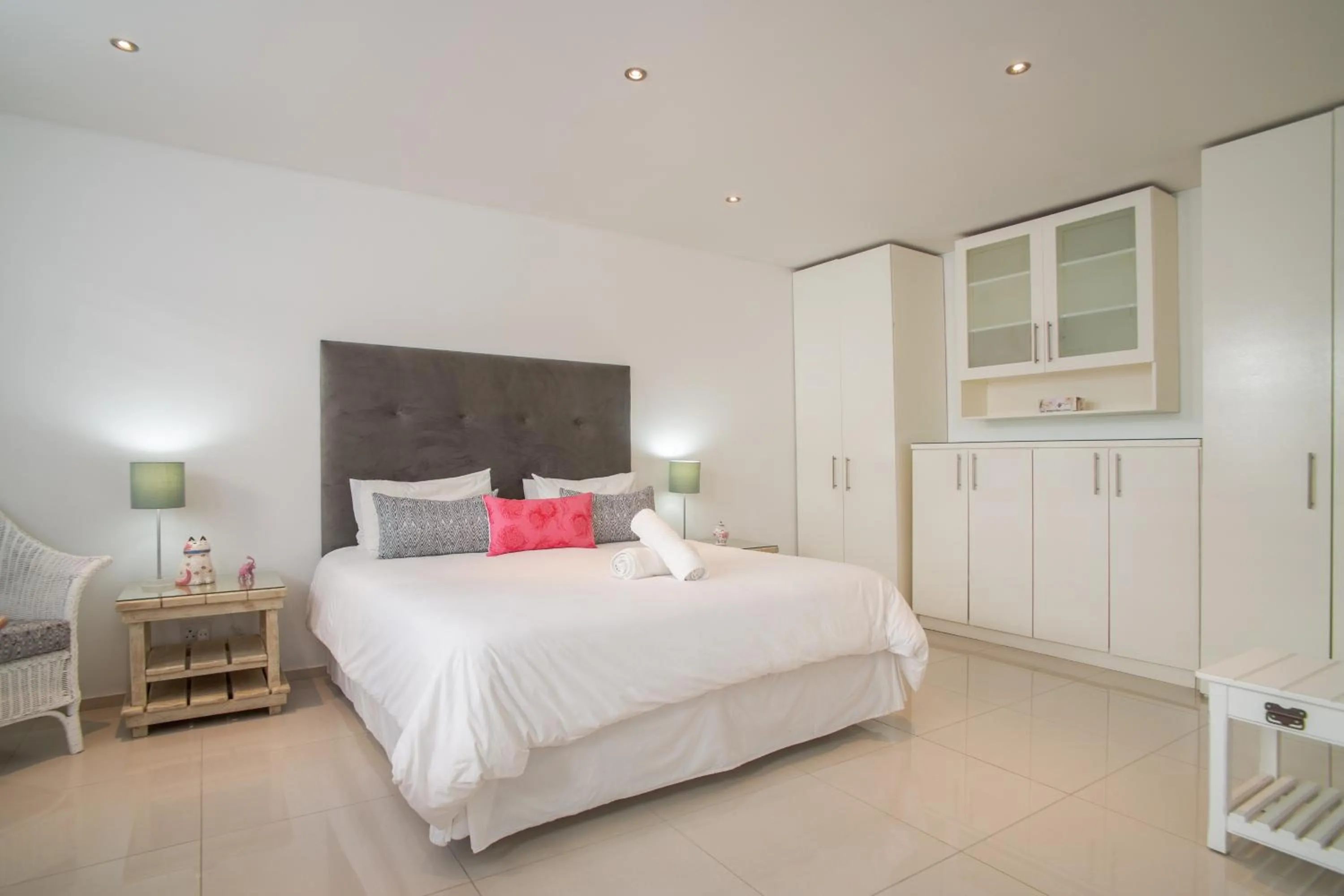Bedroom, Bed in Funkey Villas Cape Town