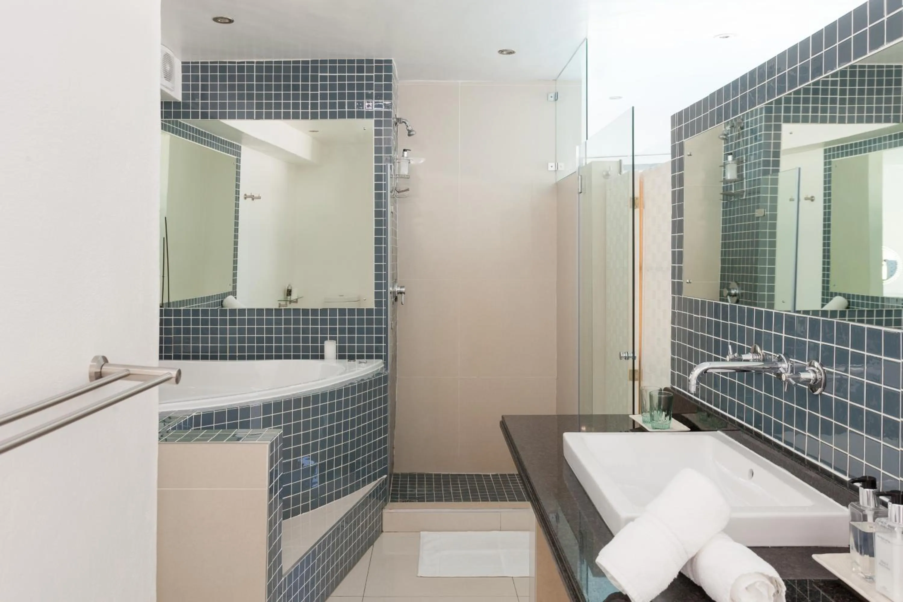 Bathroom in Funkey Villas Cape Town