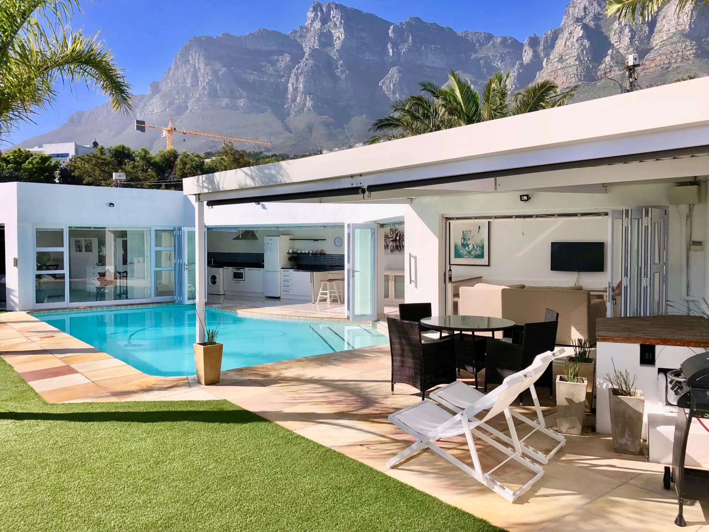 Garden view in Funkey Villas Cape Town