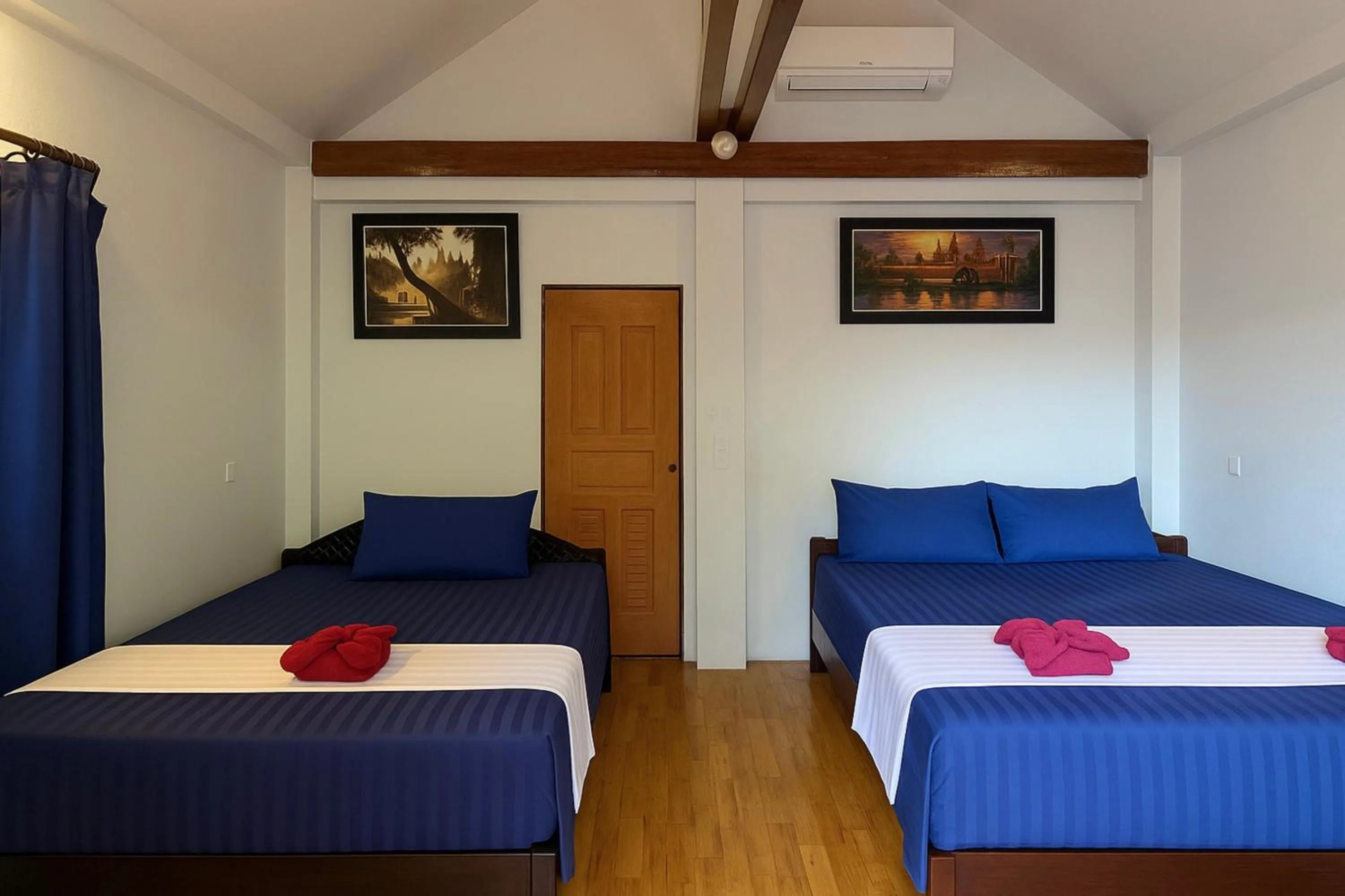 Bed in Happy Elephant Bungalows