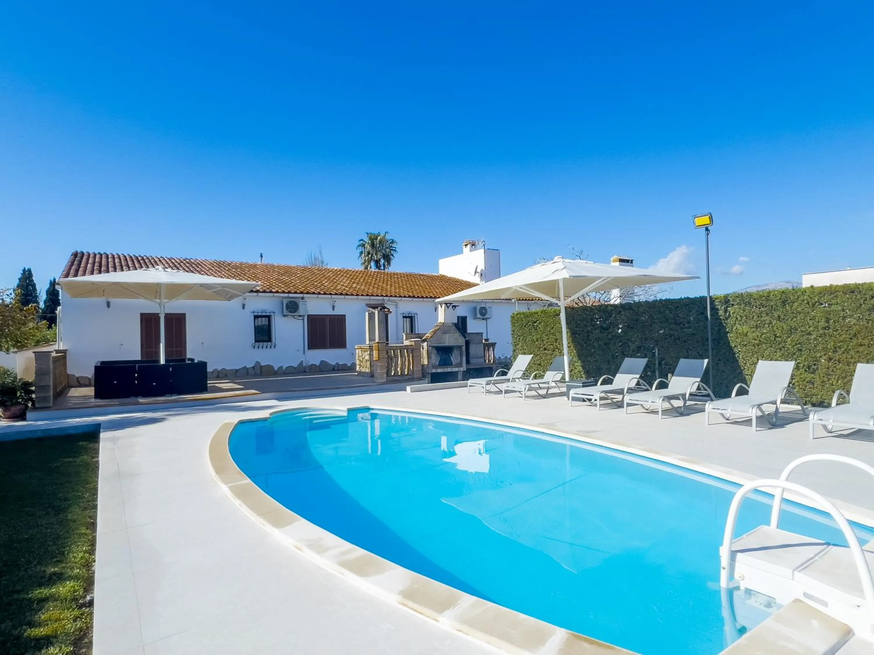 Swimming pool in Sa Figuera Roja