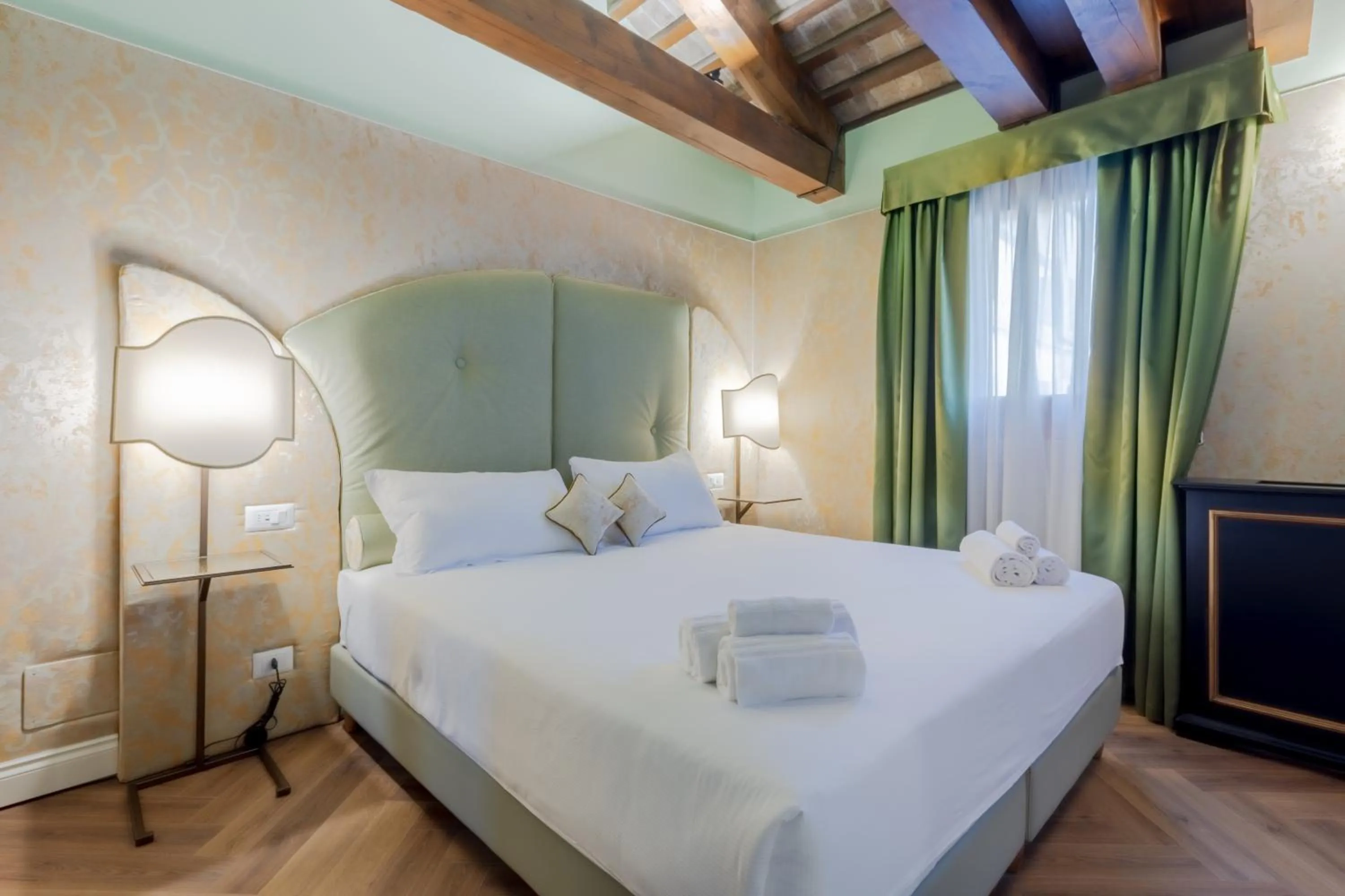 Bed in 312 Piazza San Marco - Relais il Doge